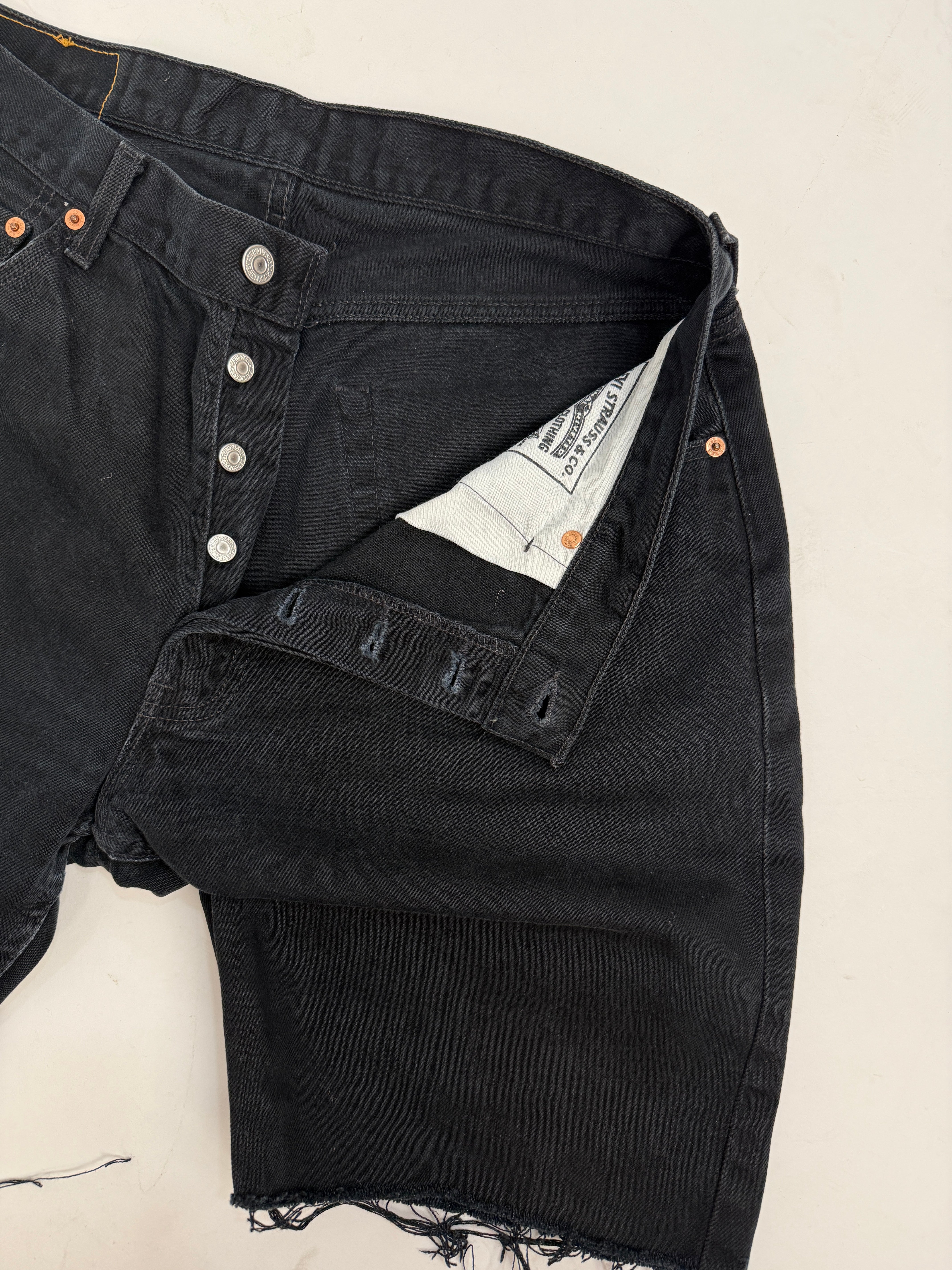 Bermuda Levi's 517 Cut-Off Nero