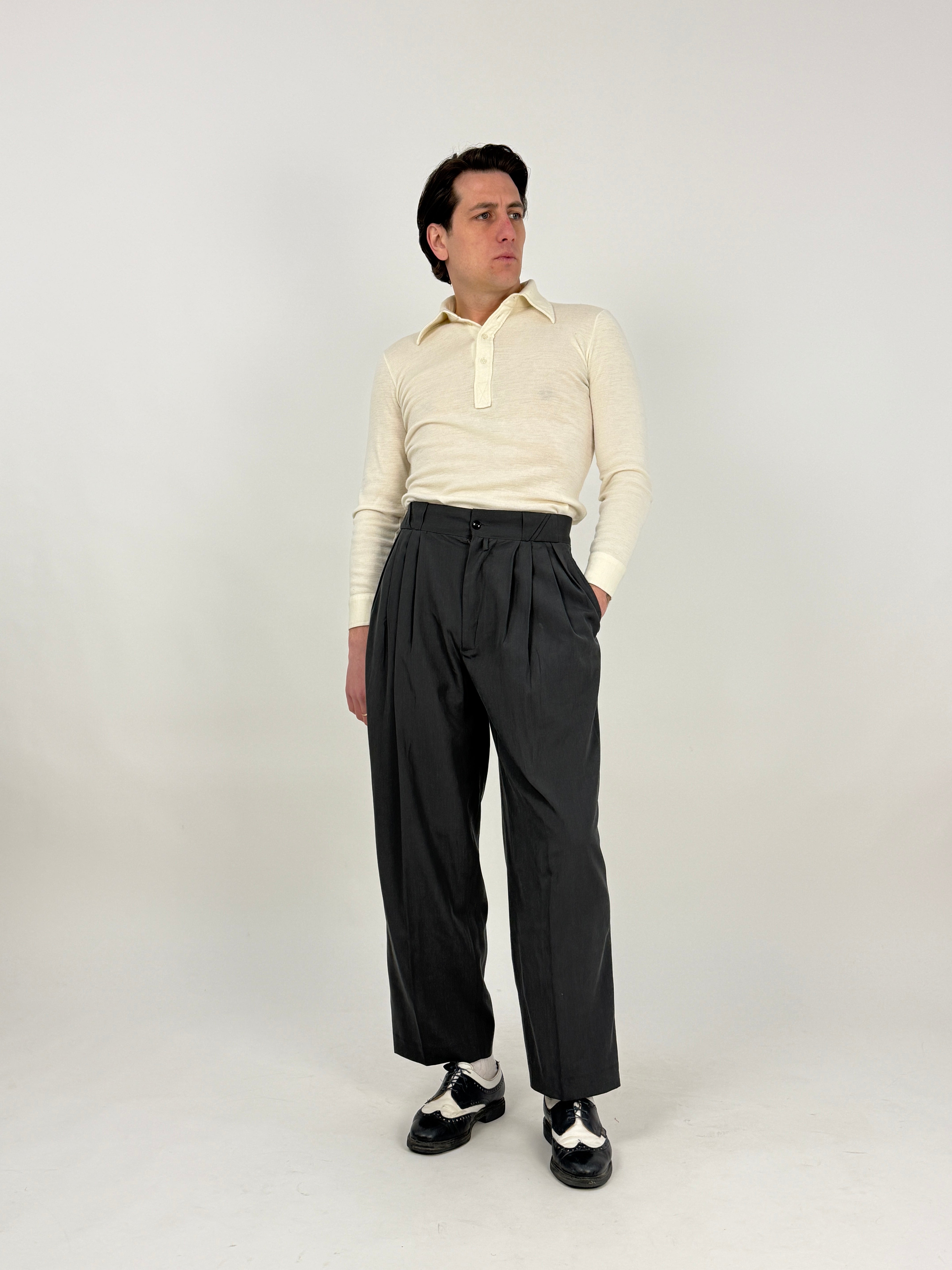 pantaloni gianni versace da uomo in lana e seta grigio , gamba morbida doppia pinces