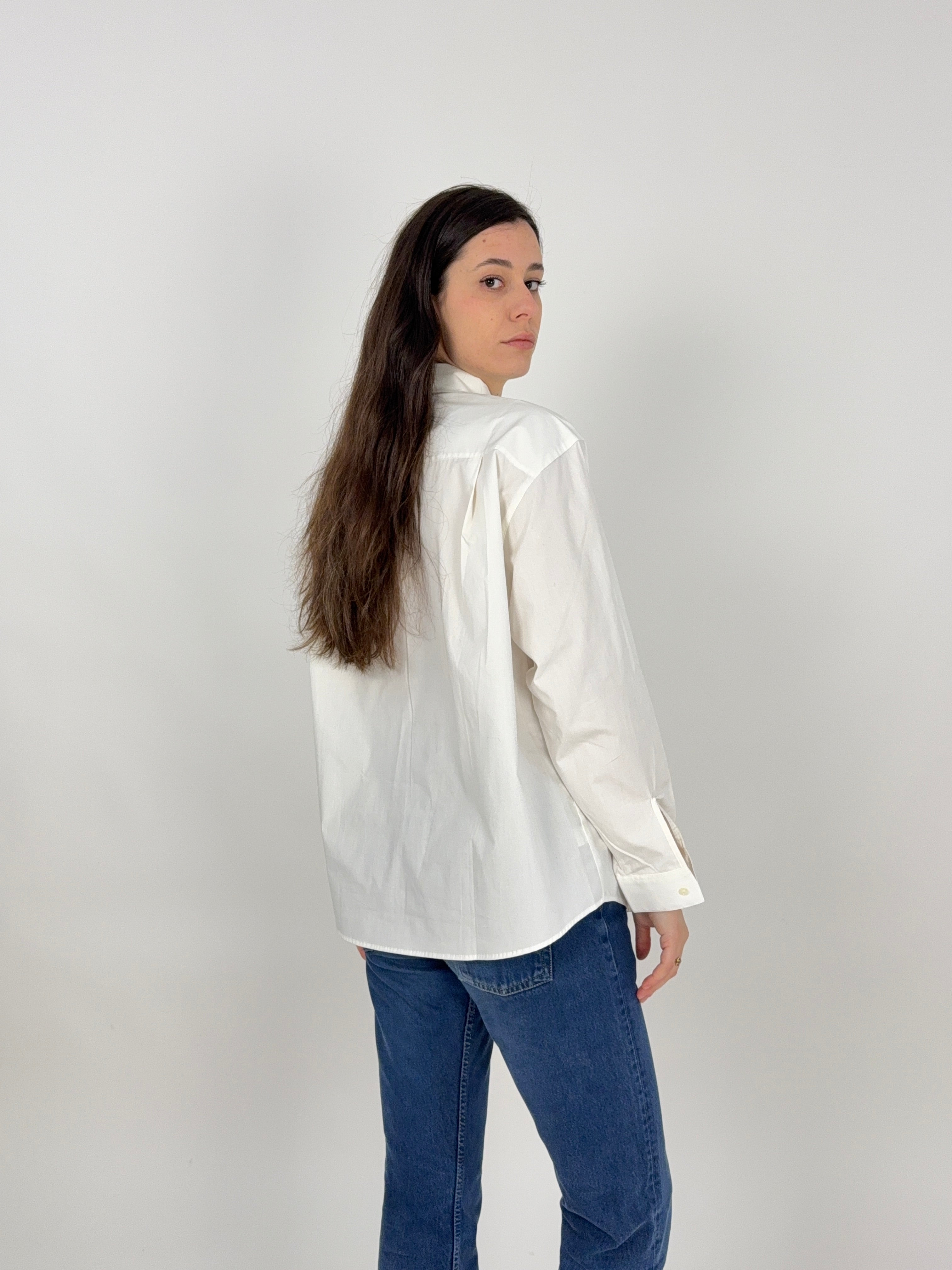 Camicia in cotone bianco con ricami