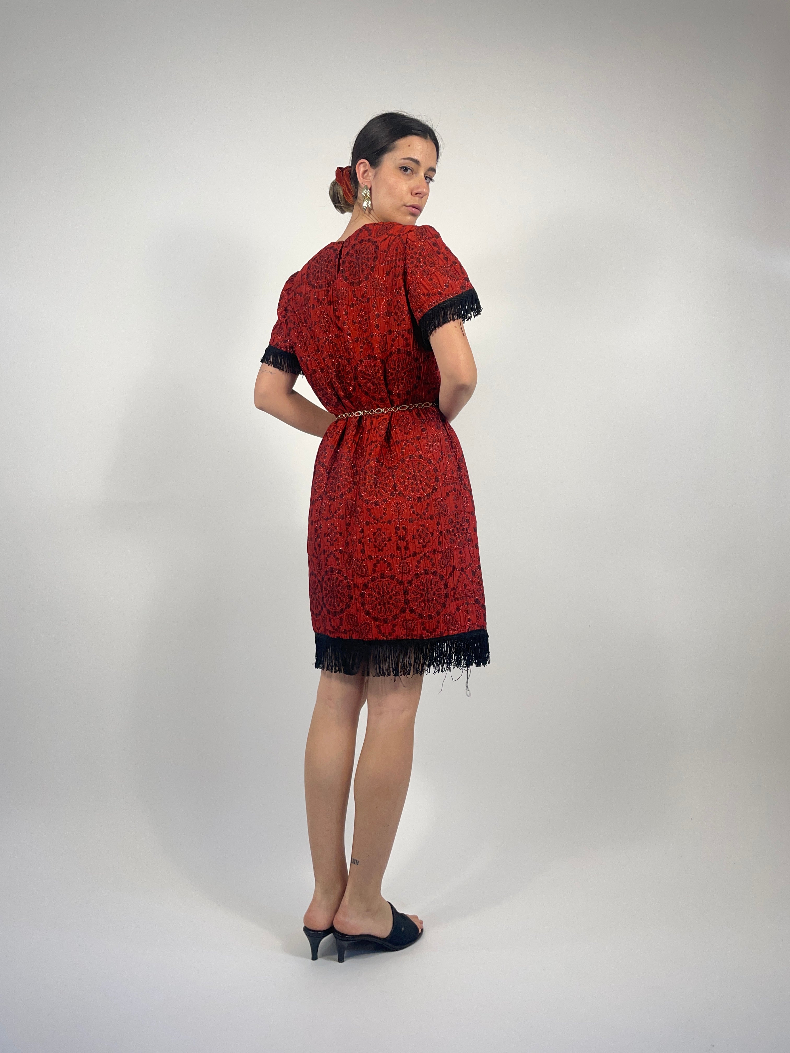 Abito corto anni '70 con frange