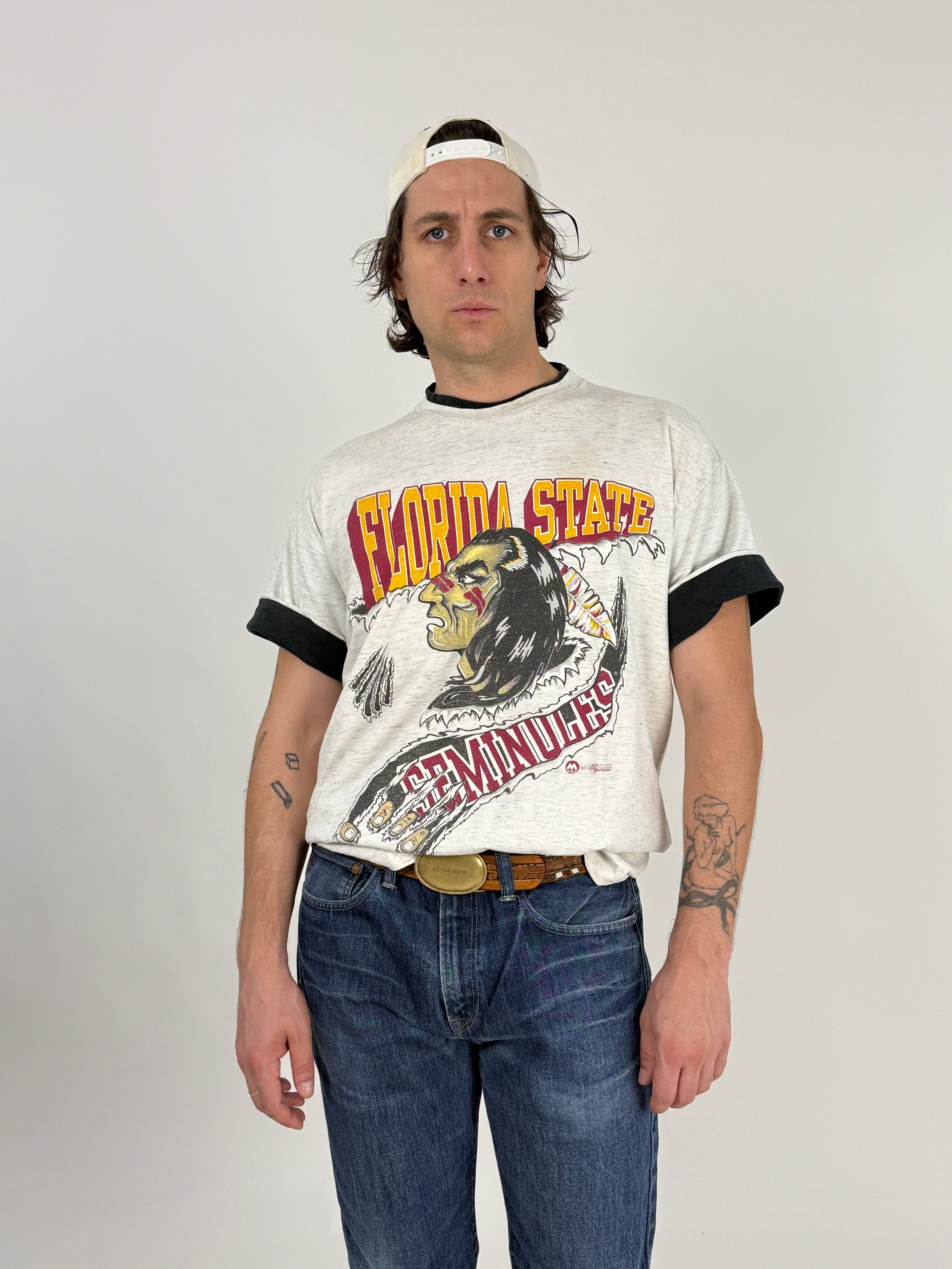 T-shirt vintage Florida State Seminoles ringer - vista frontale modello