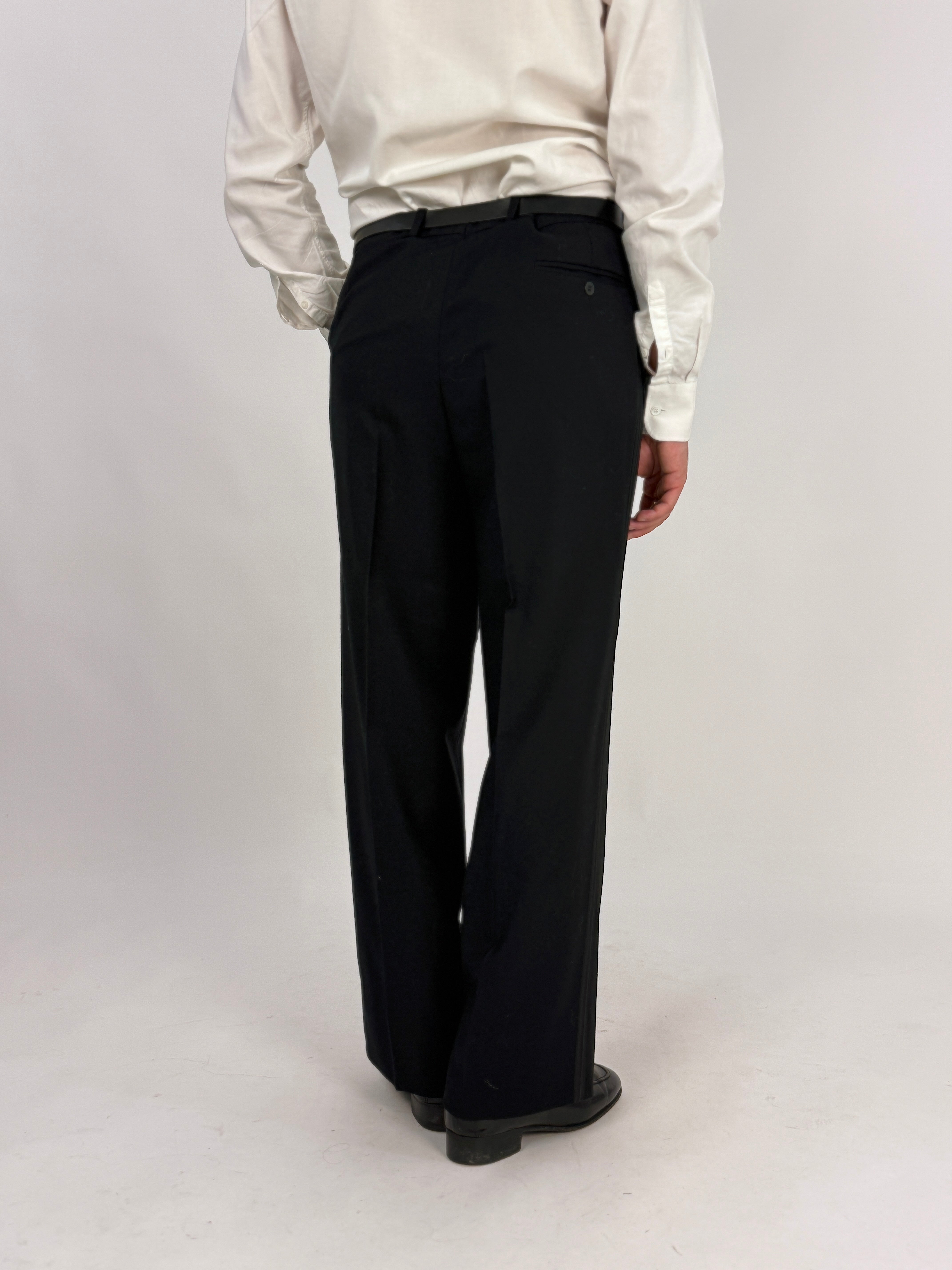 Smoking Vintage TEX Italy Arezzo Anni 80 - dettaglio pantalone retro vita alta con tasca posteriore bottone e gallone raso nero