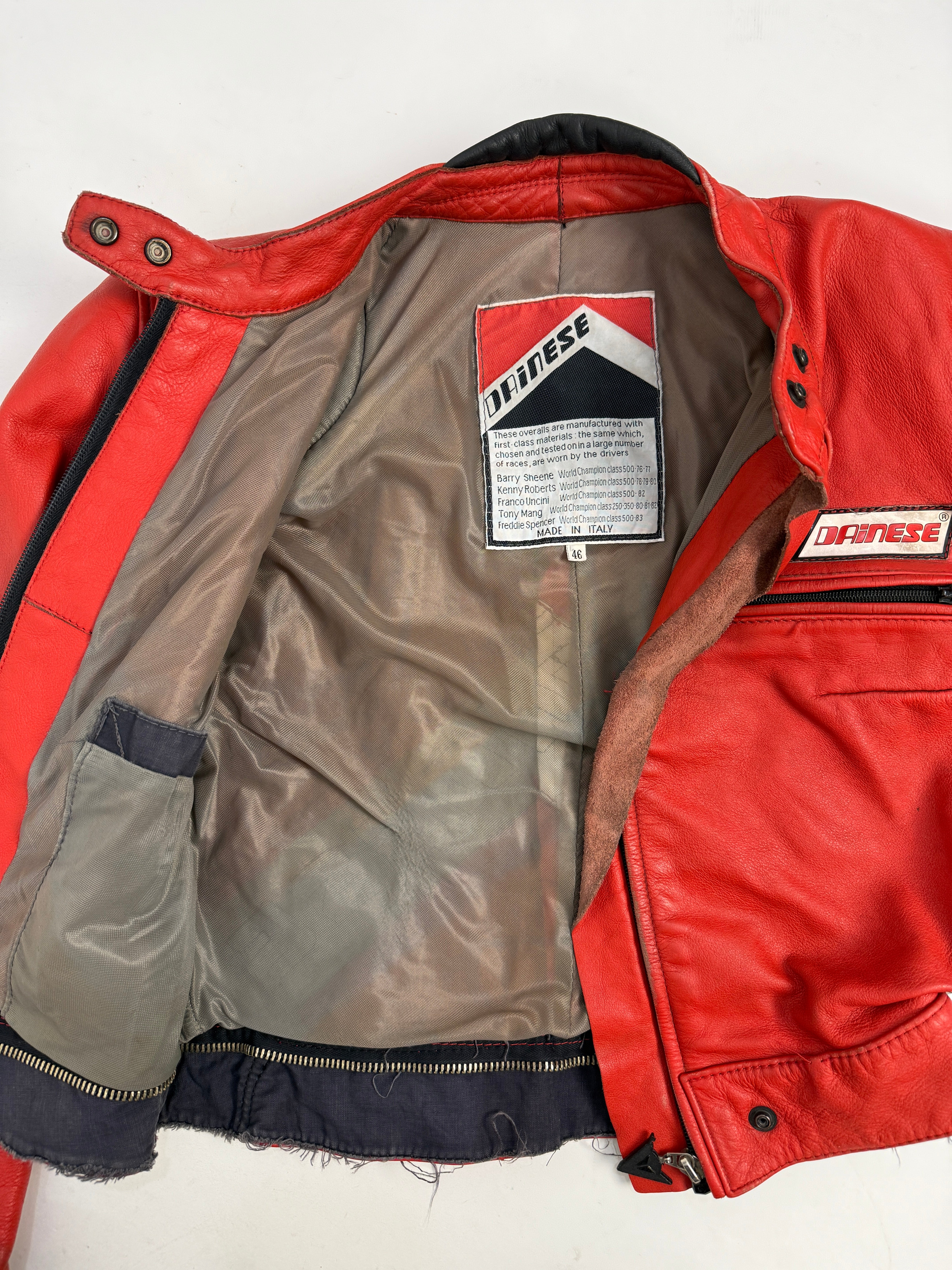 Giacca Dainese vintage in pelle rossa anni '80