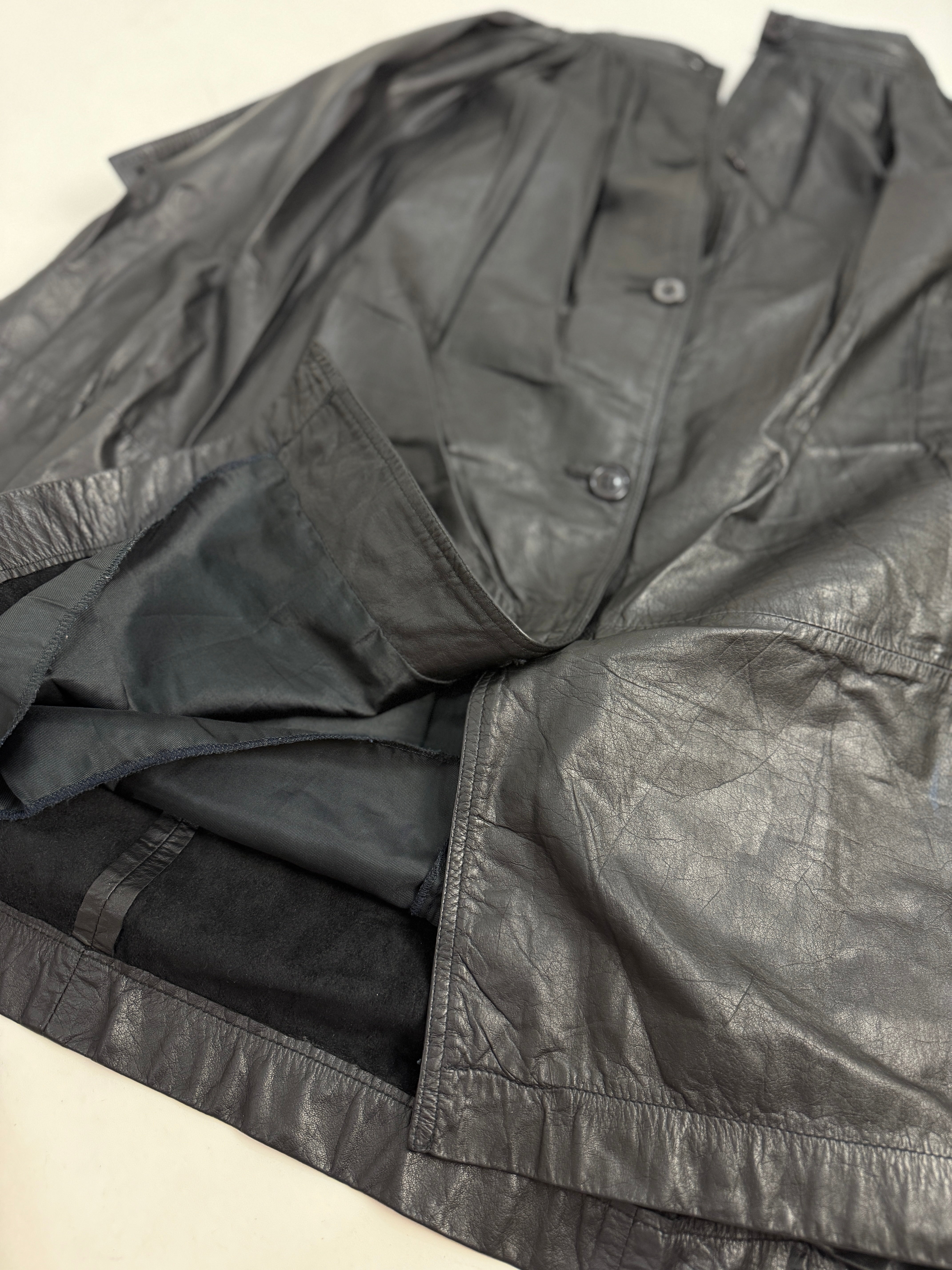 Gonna pelle nera vintage - dettaglio fodera e costruzione interna