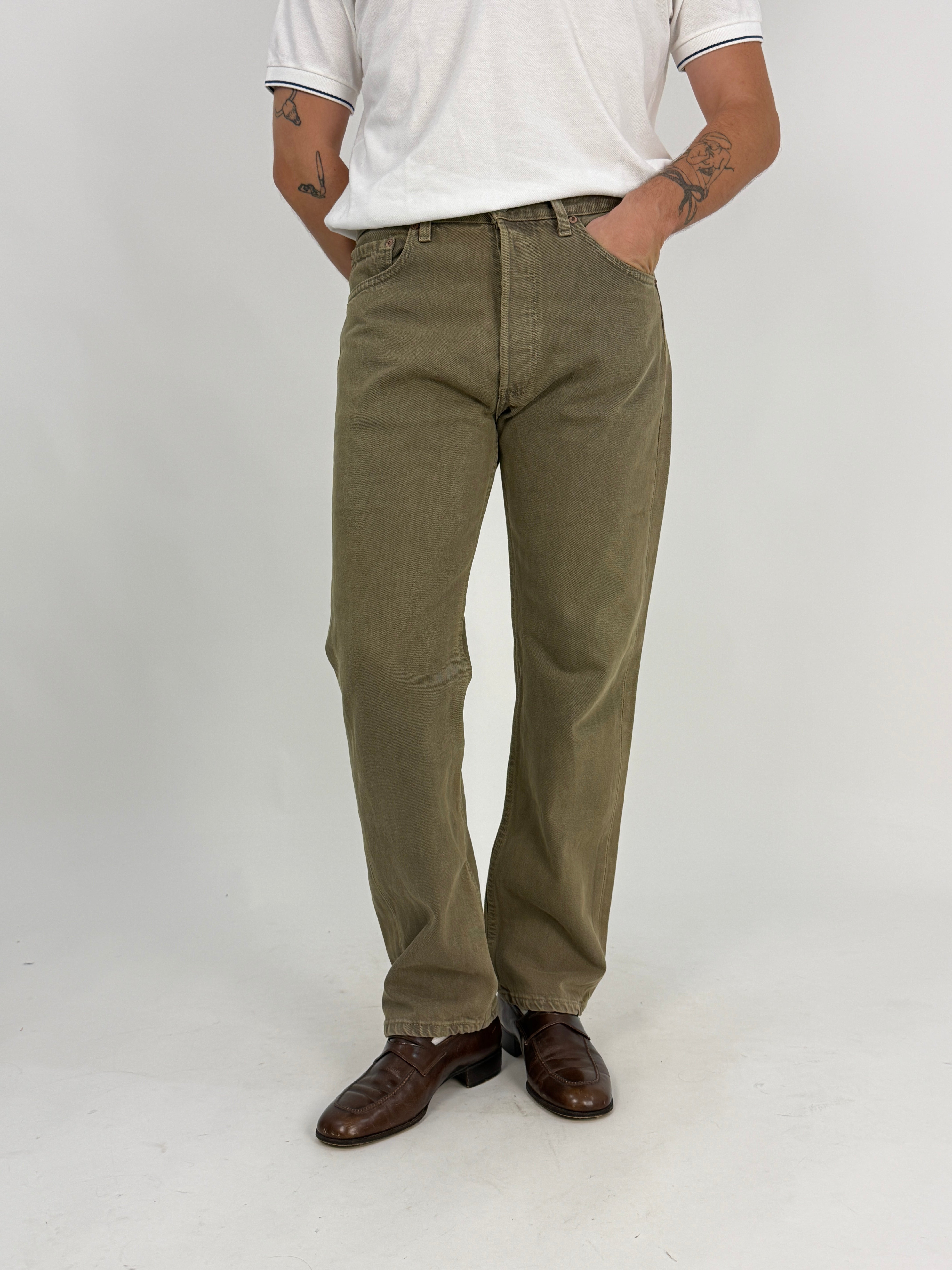 Levi's 501 vintage Made in USA kaki verde - vista frontale