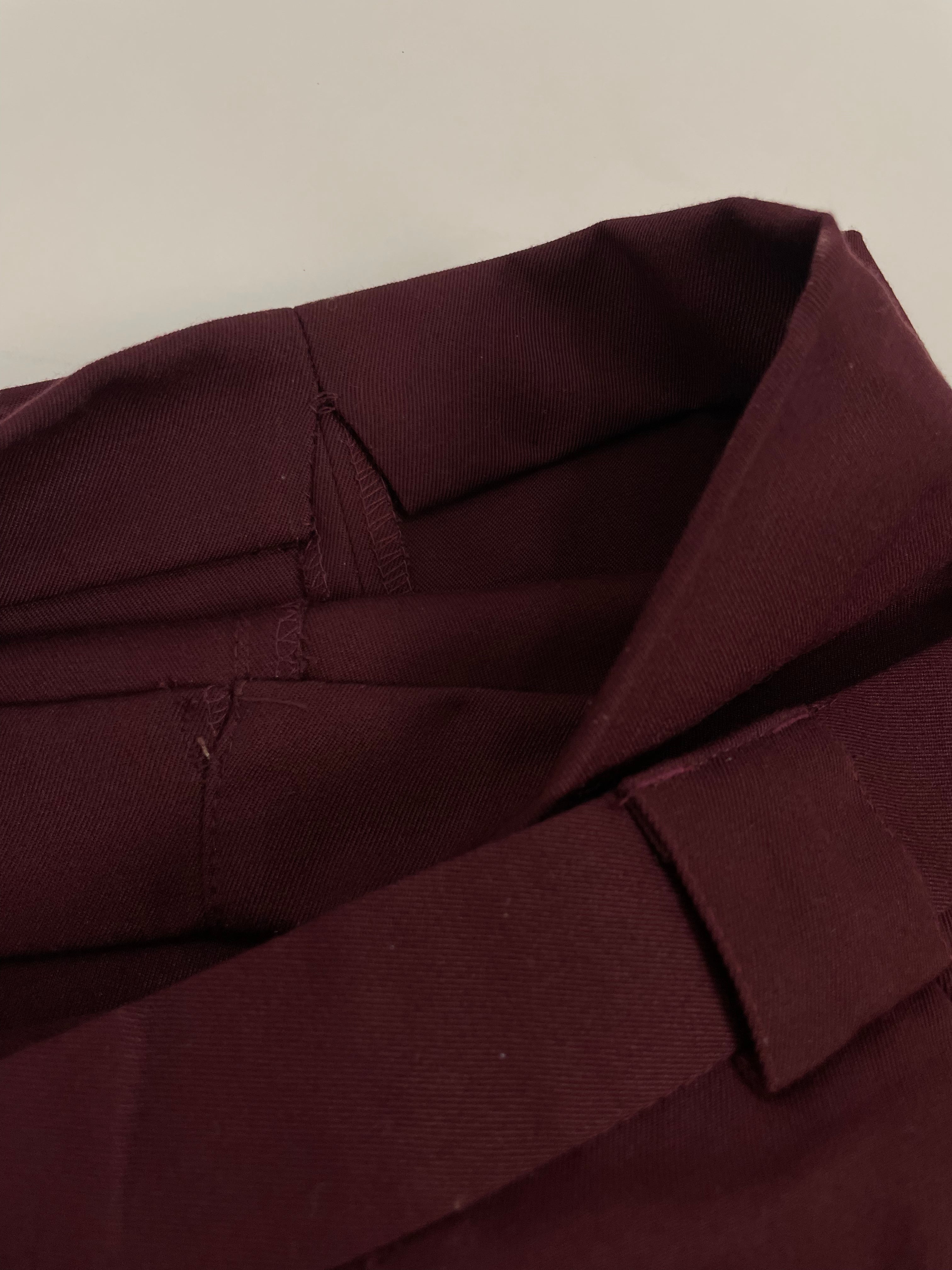 Pantaloni con pence anni '80
