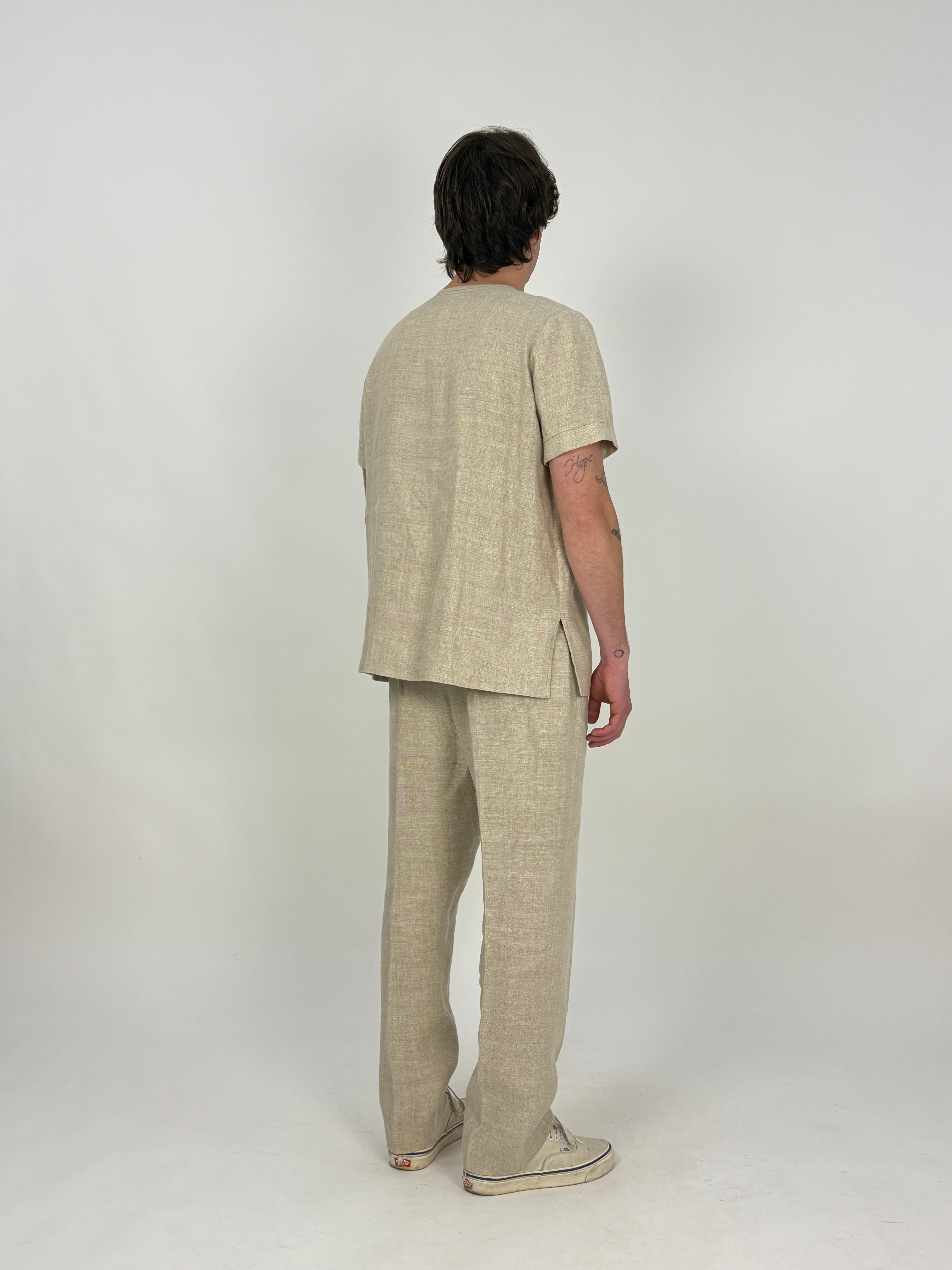 Completo sartoriale in lino