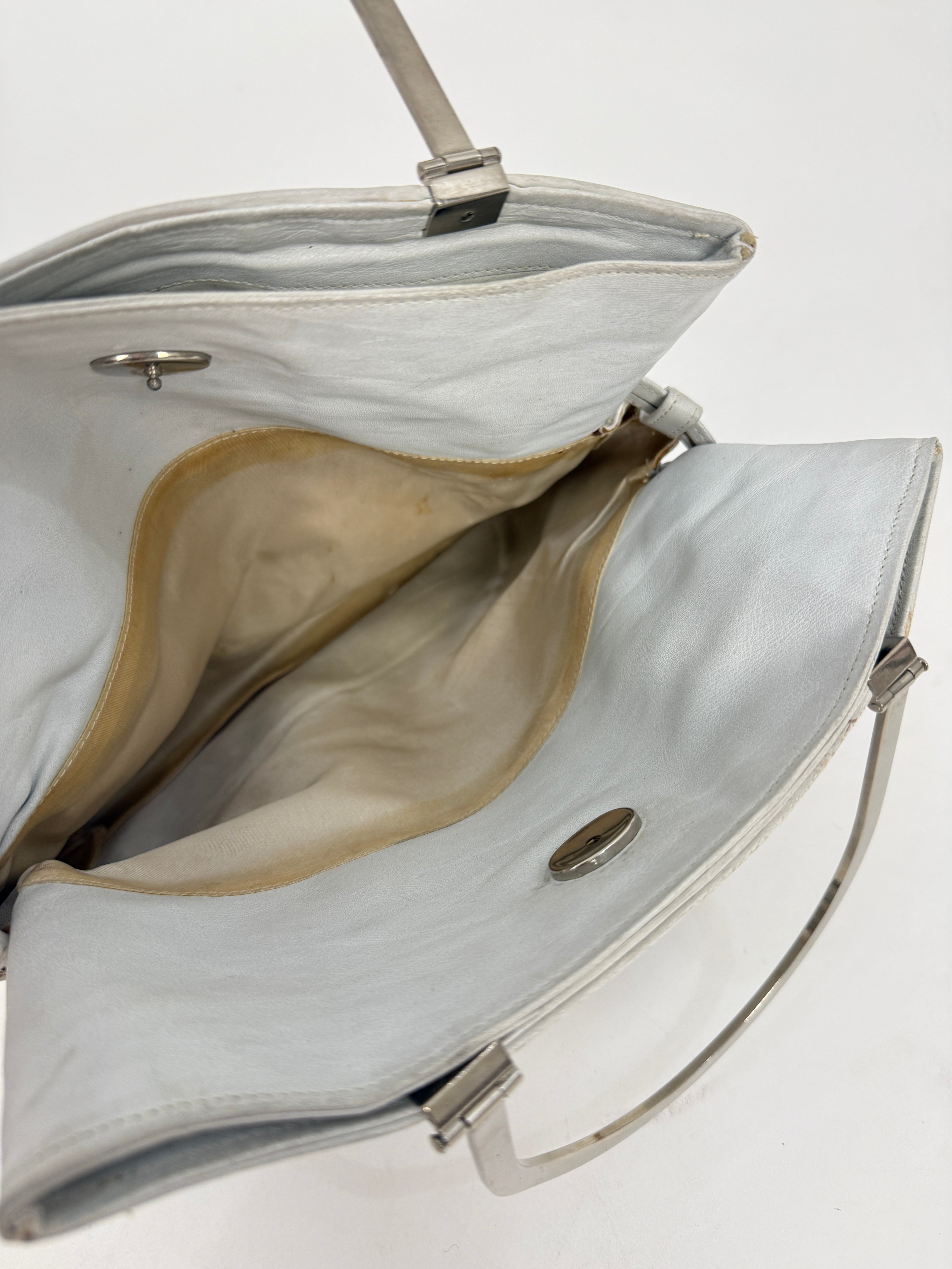 Borsa Patchwork Pelle Rettile Anni '70 - dettaglio manici metallo argentato e attacchi