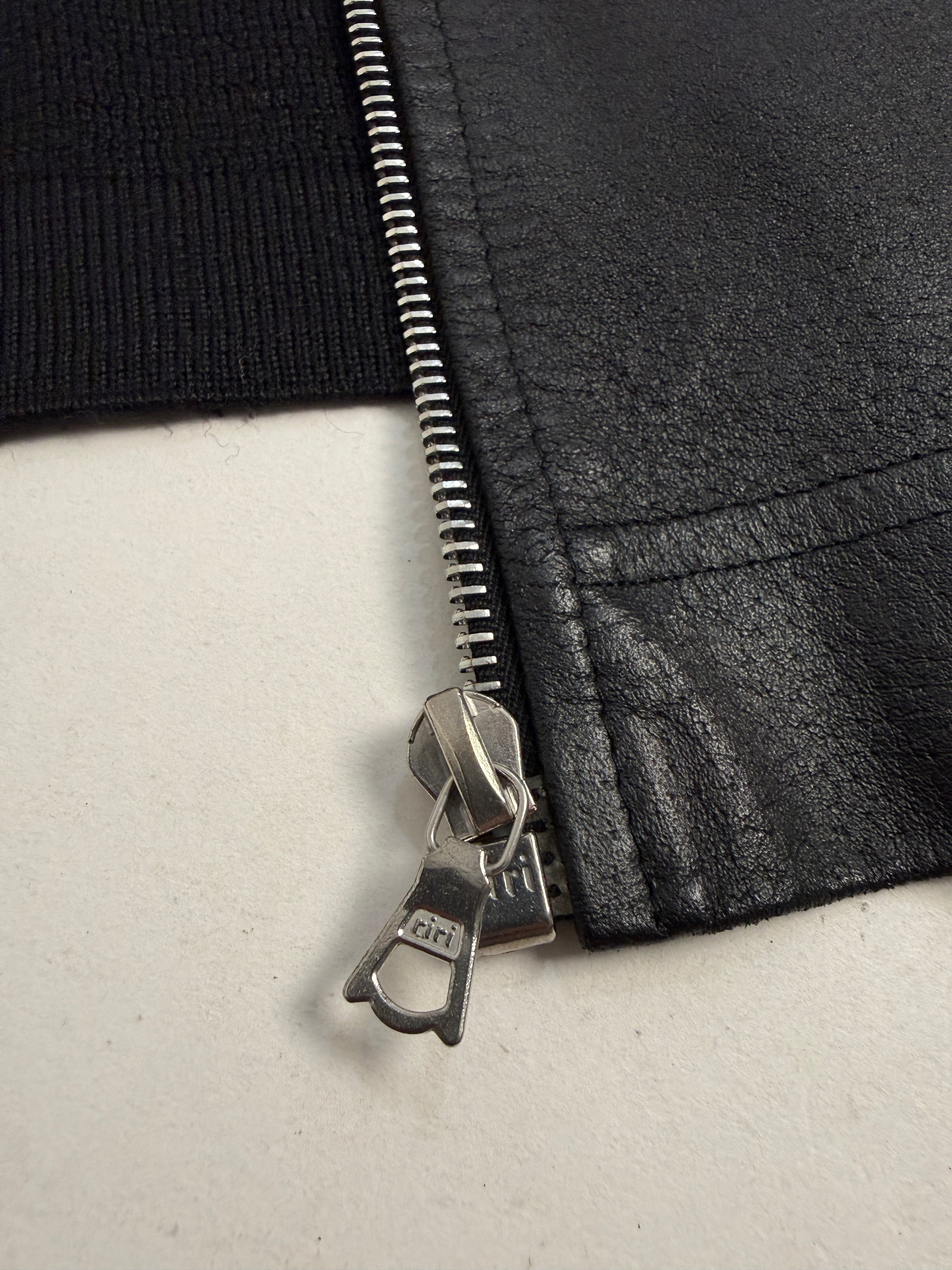 Giacca vintage in vera pelle e maglia