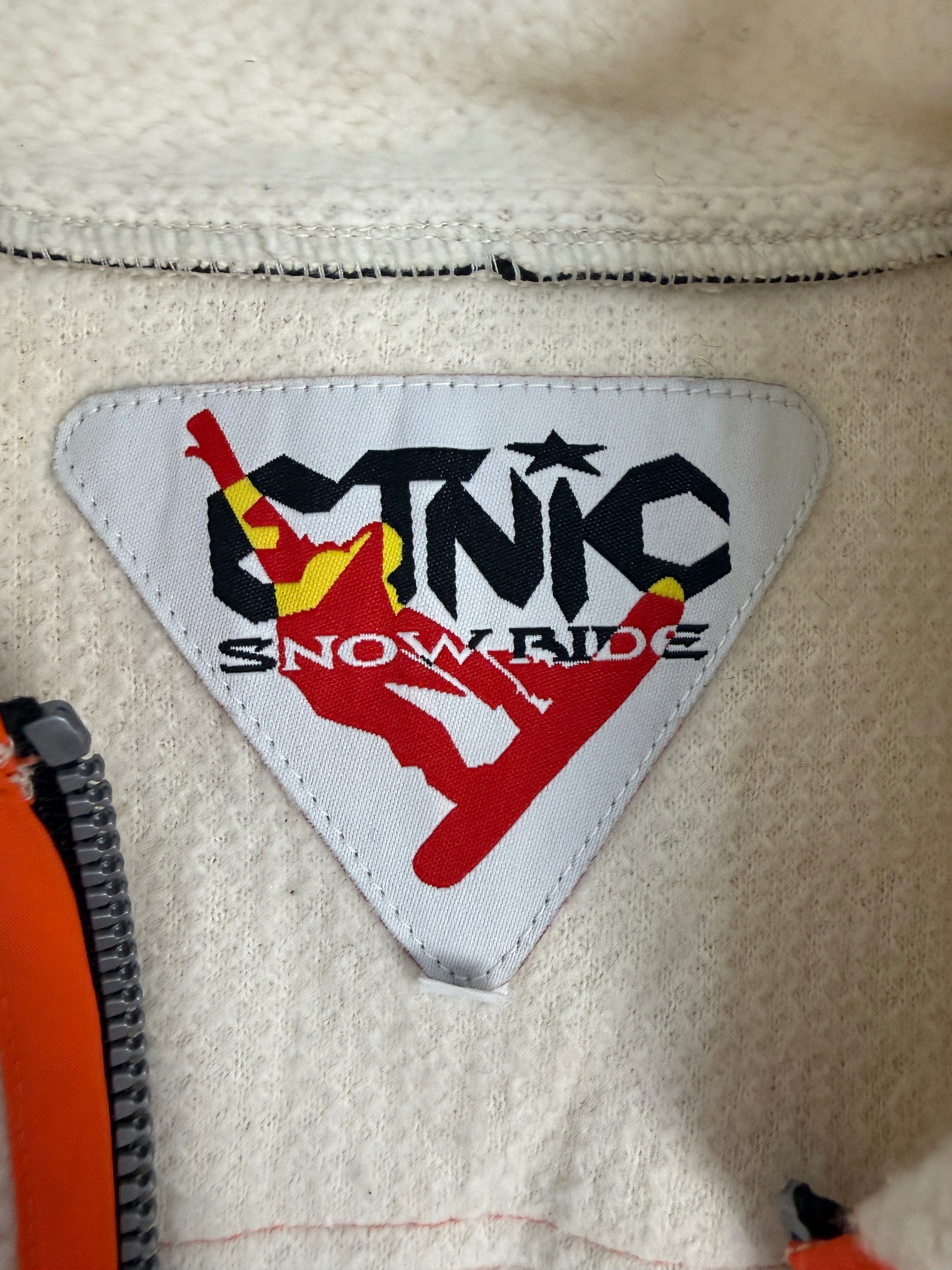 Pile Vintage Etnic Snow Ride Anni 90 Heavy Fleece - dettaglio ravvicinato applicazione kanji-graffiti in gomma PVC nera tridimensionale sulla schiena