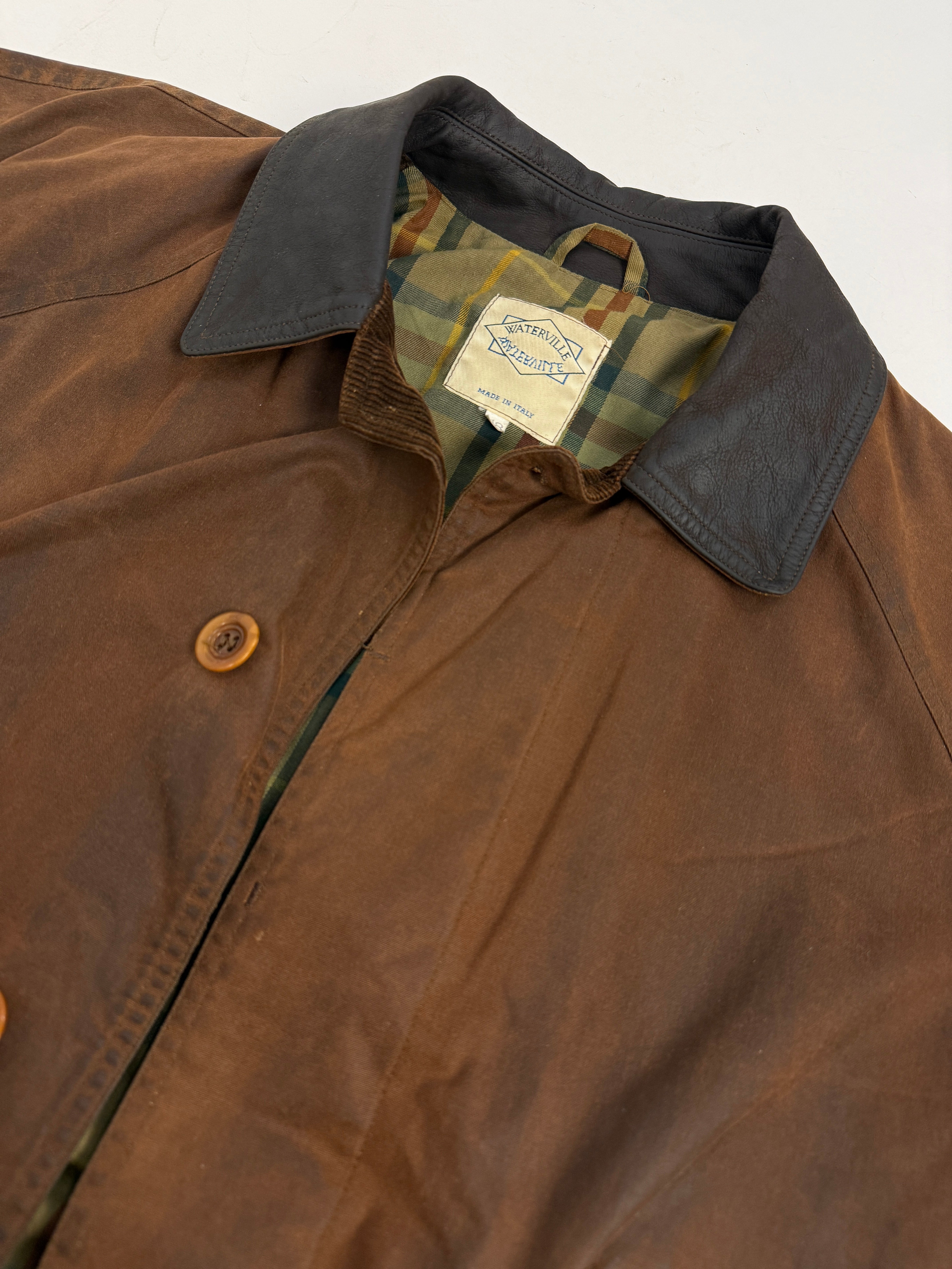 Giacca Cerata Waterville vintage marrone con collo in pelle