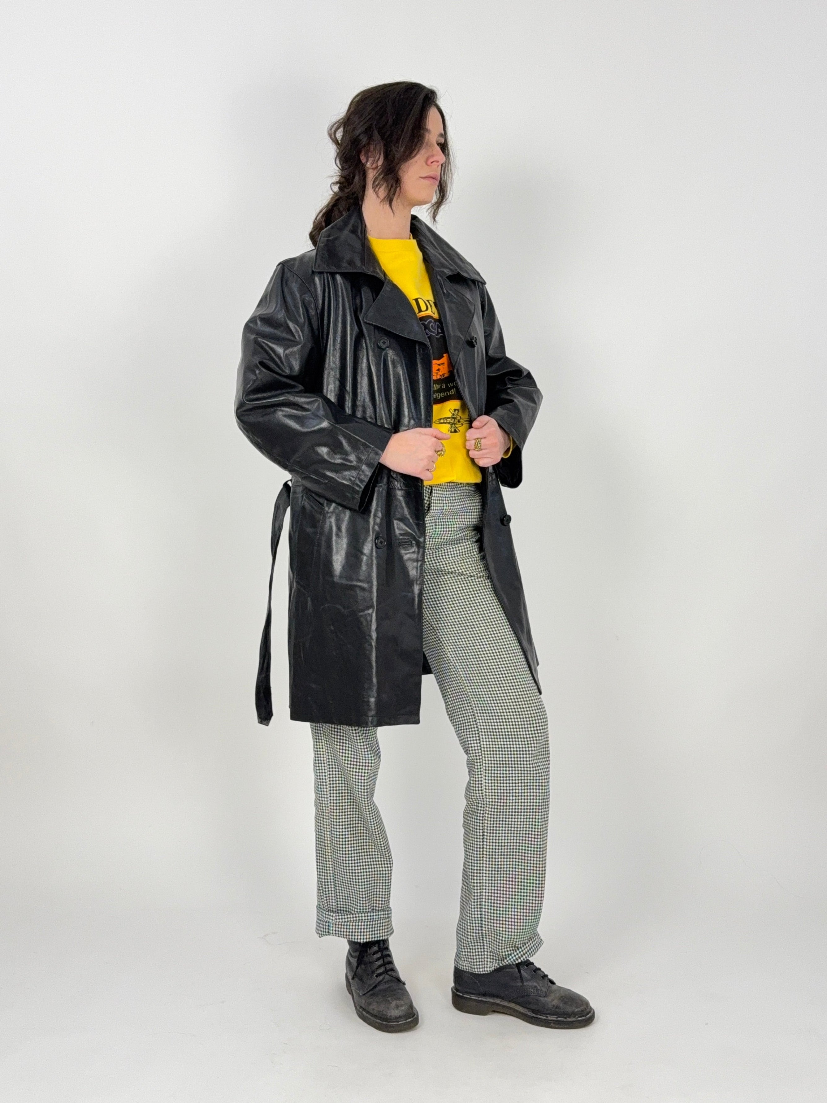 giacca-doppiopetto-in-pelle-nera-vintage