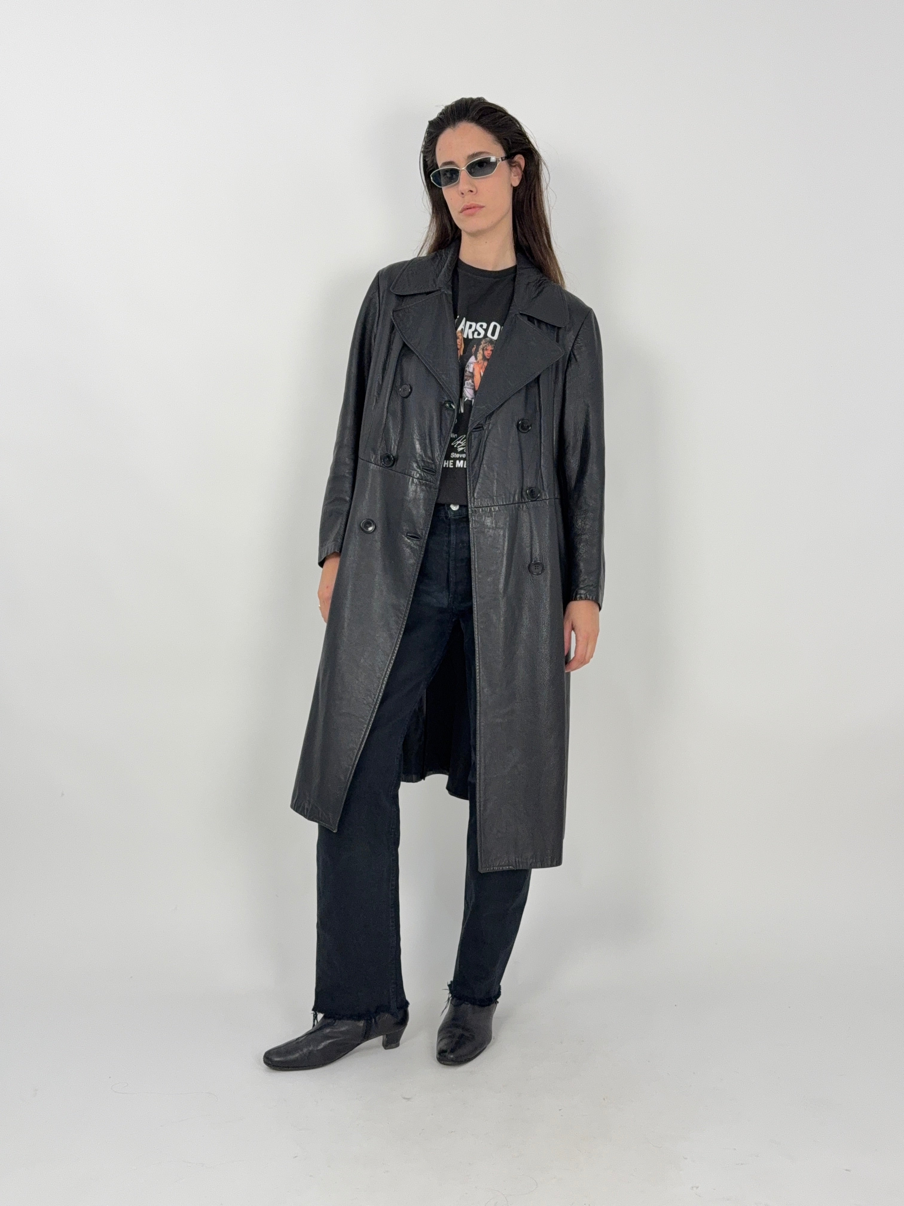 trench vintage in pelle nera doppiopetto anni '70