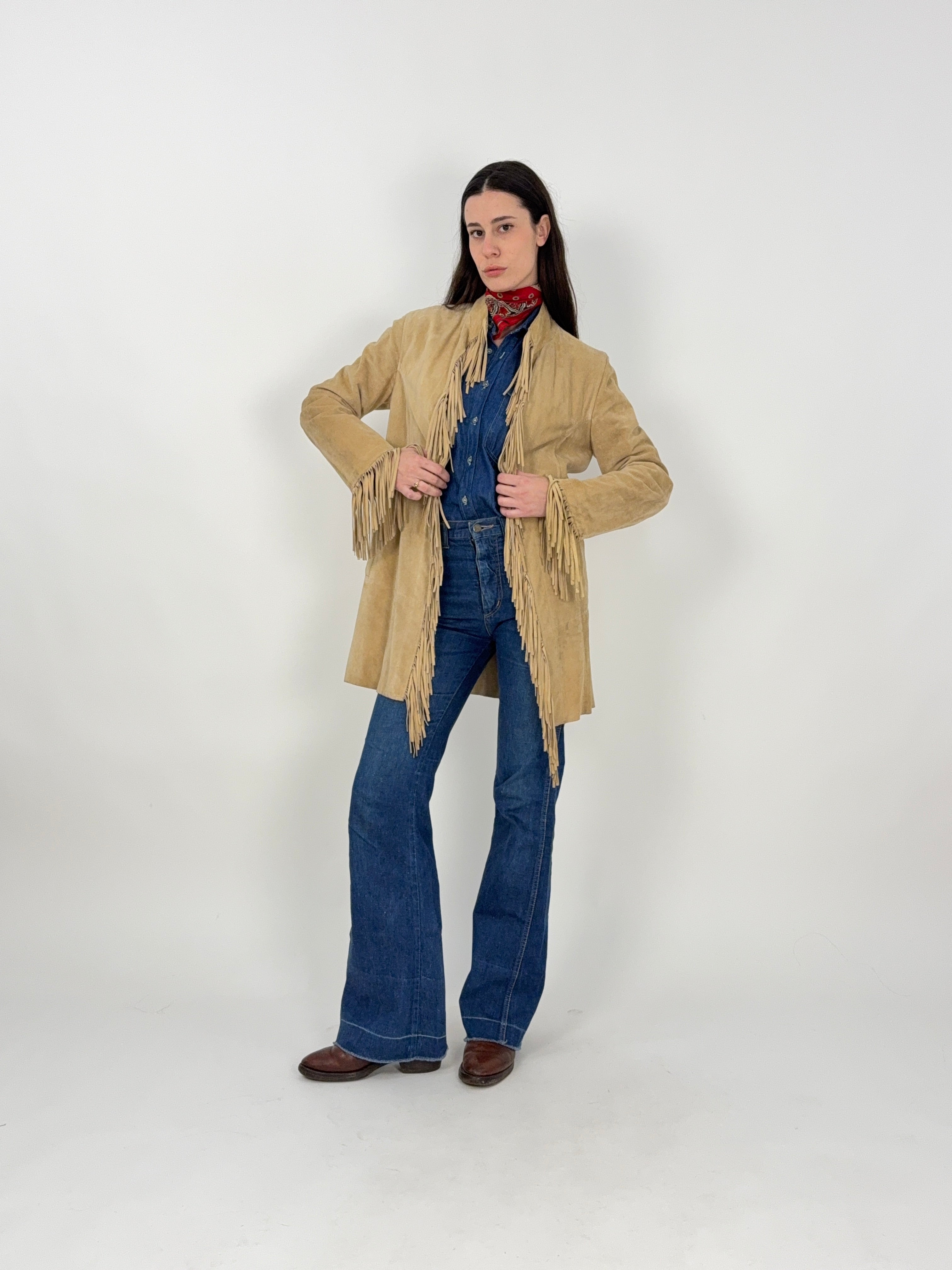 Giacca vintage in pelle con frange beige western