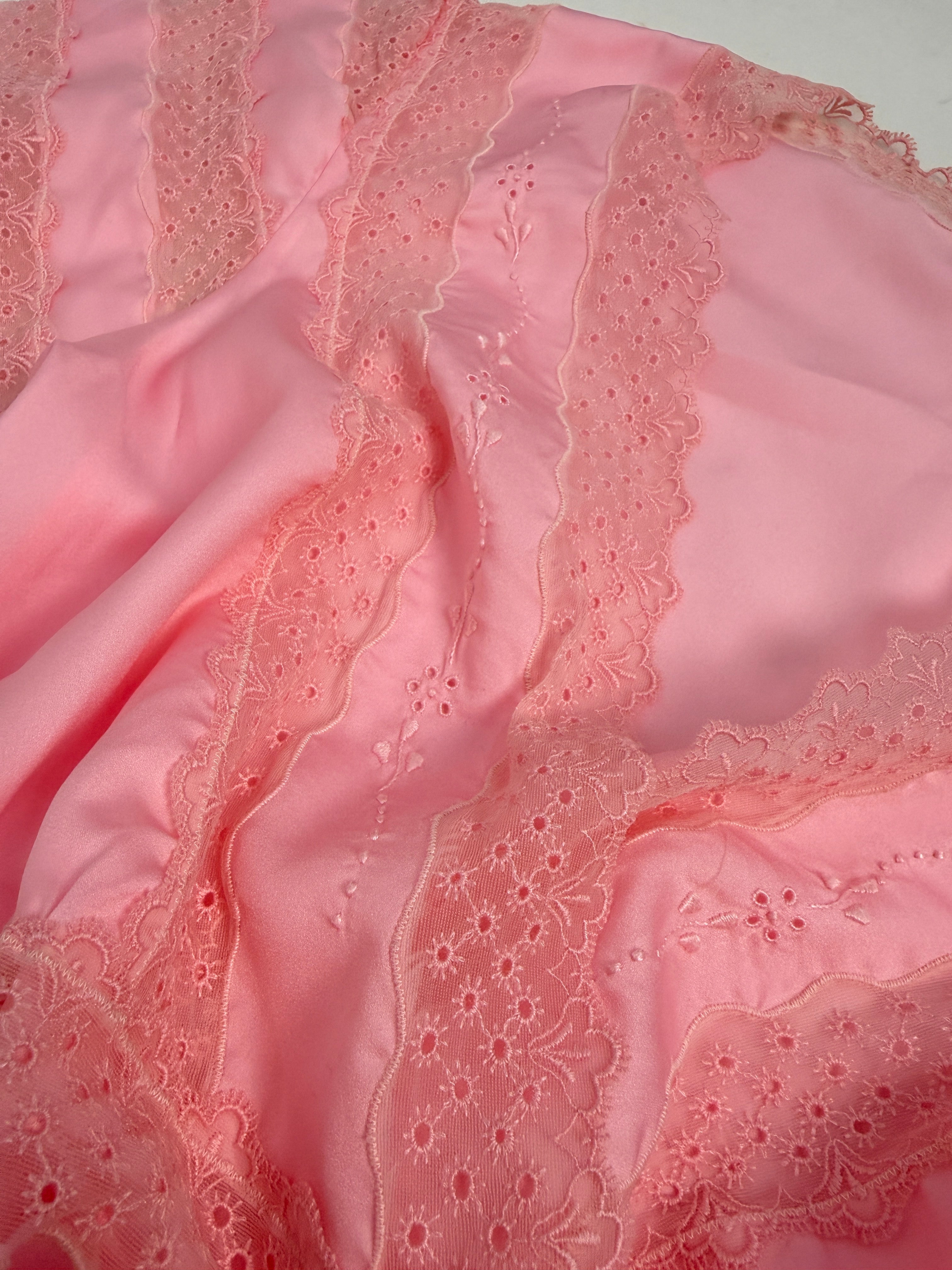 Abito Rosa Vintage con Pizzo Sangallo