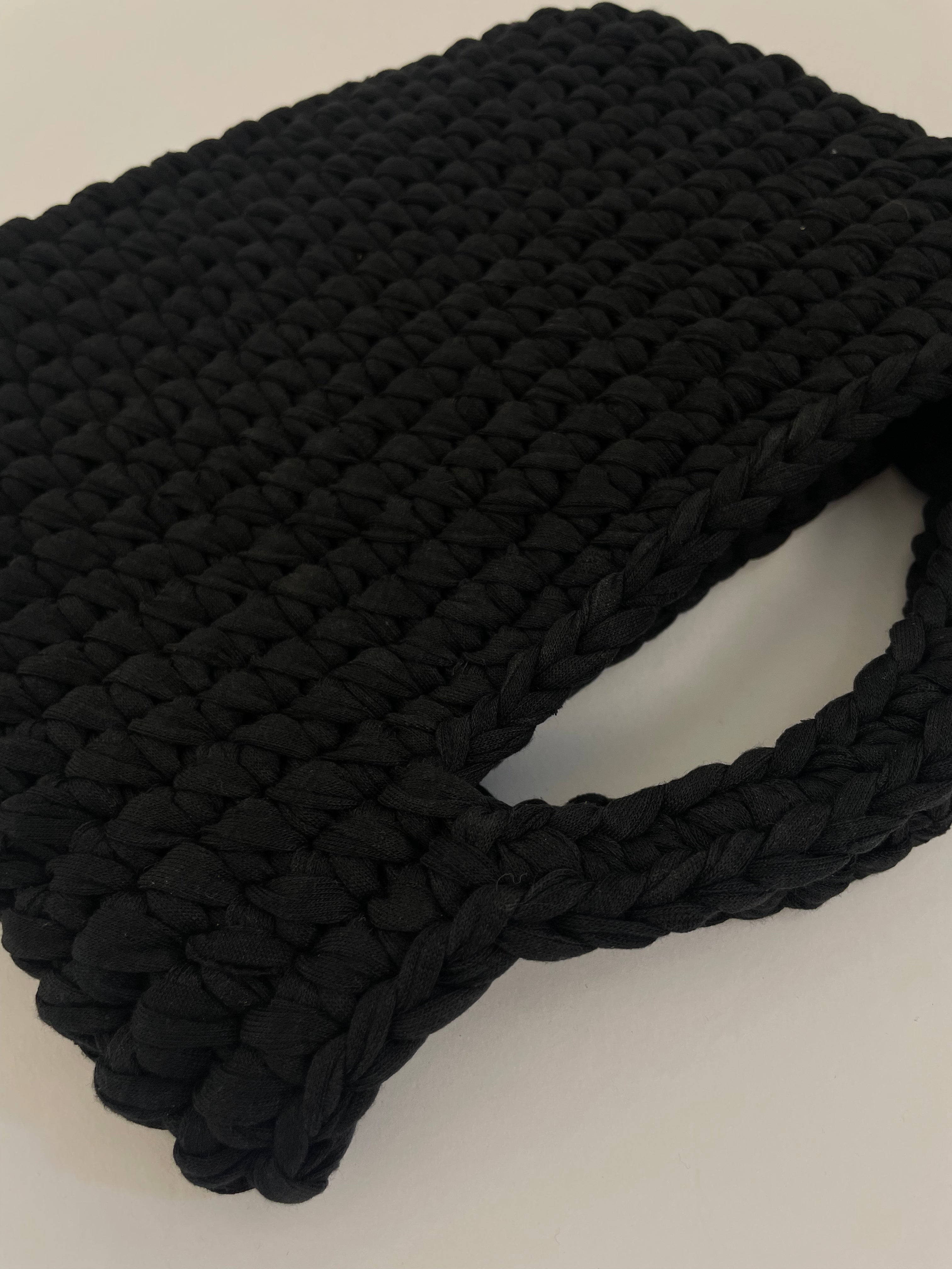 Borsetta all'uncinetto