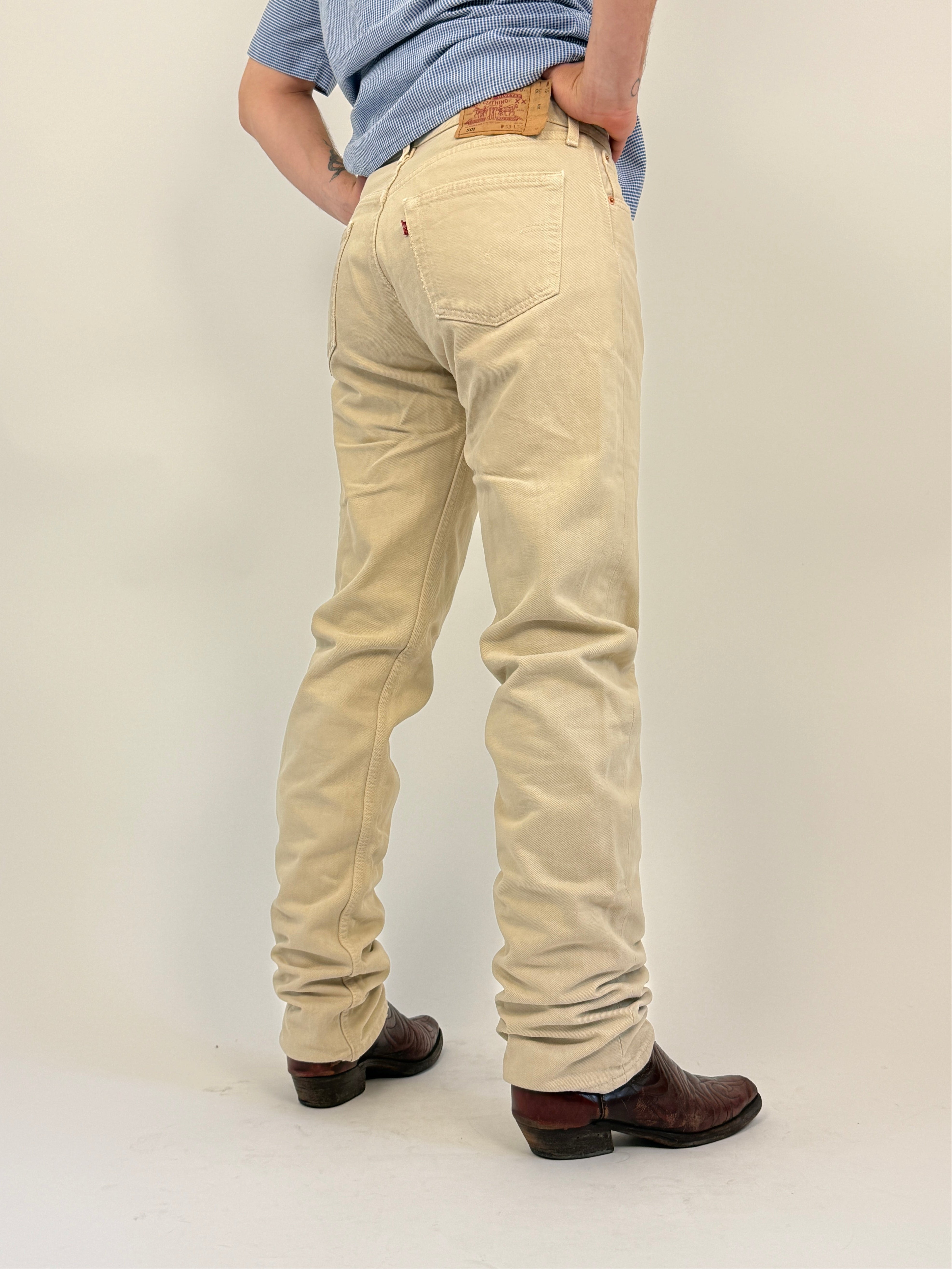levis-jeans-beige-501-uomo