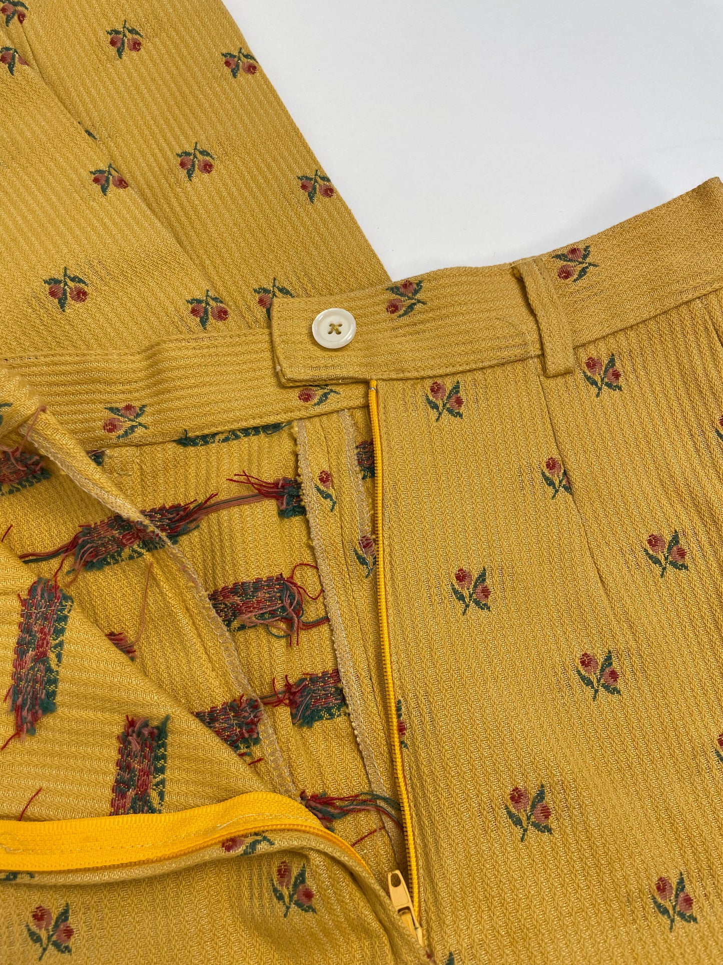 Pantaloni a sigaretta in cotone a fiori