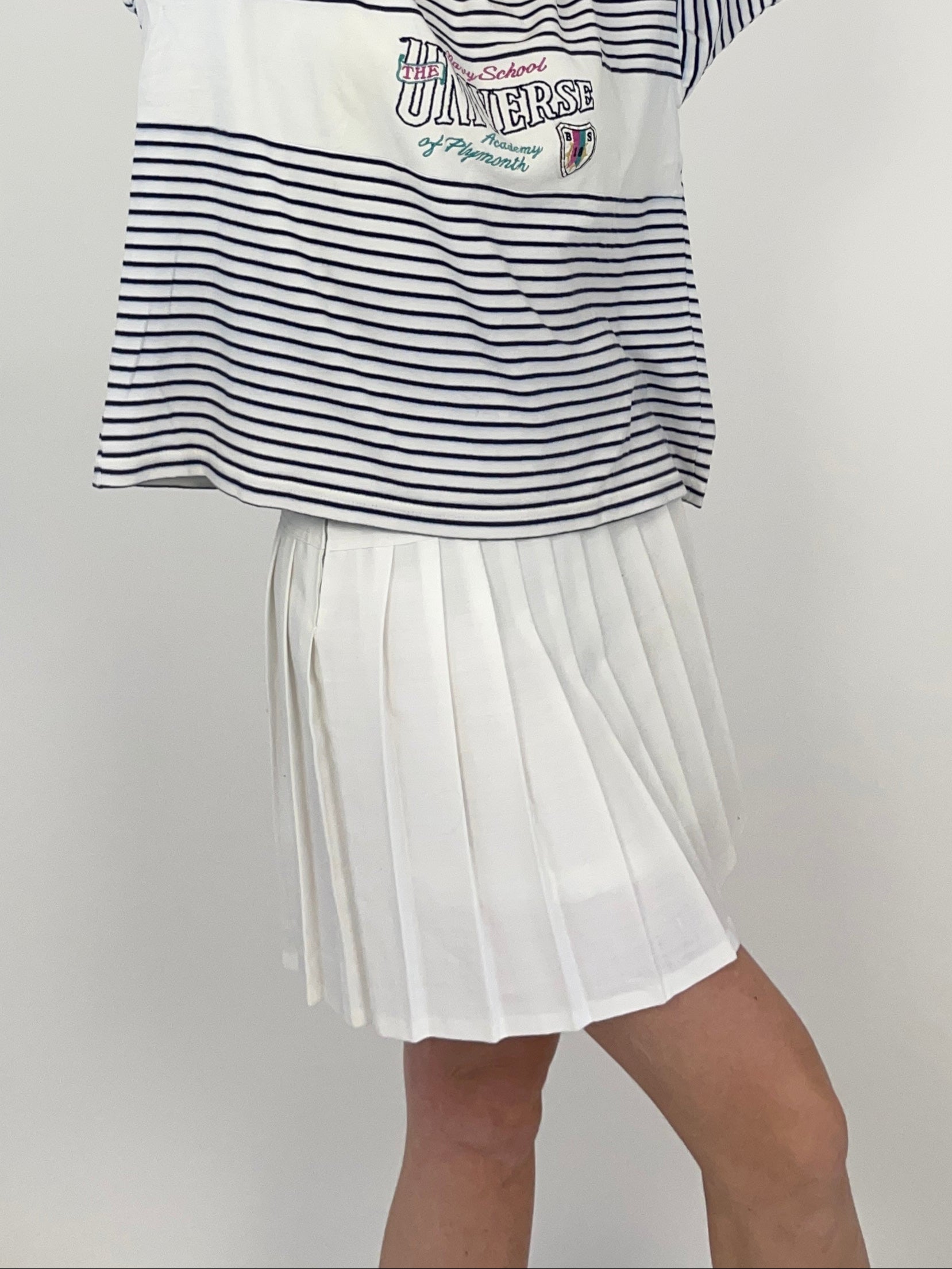 minigonna-a-pieghe-anni-70-colore-bianco