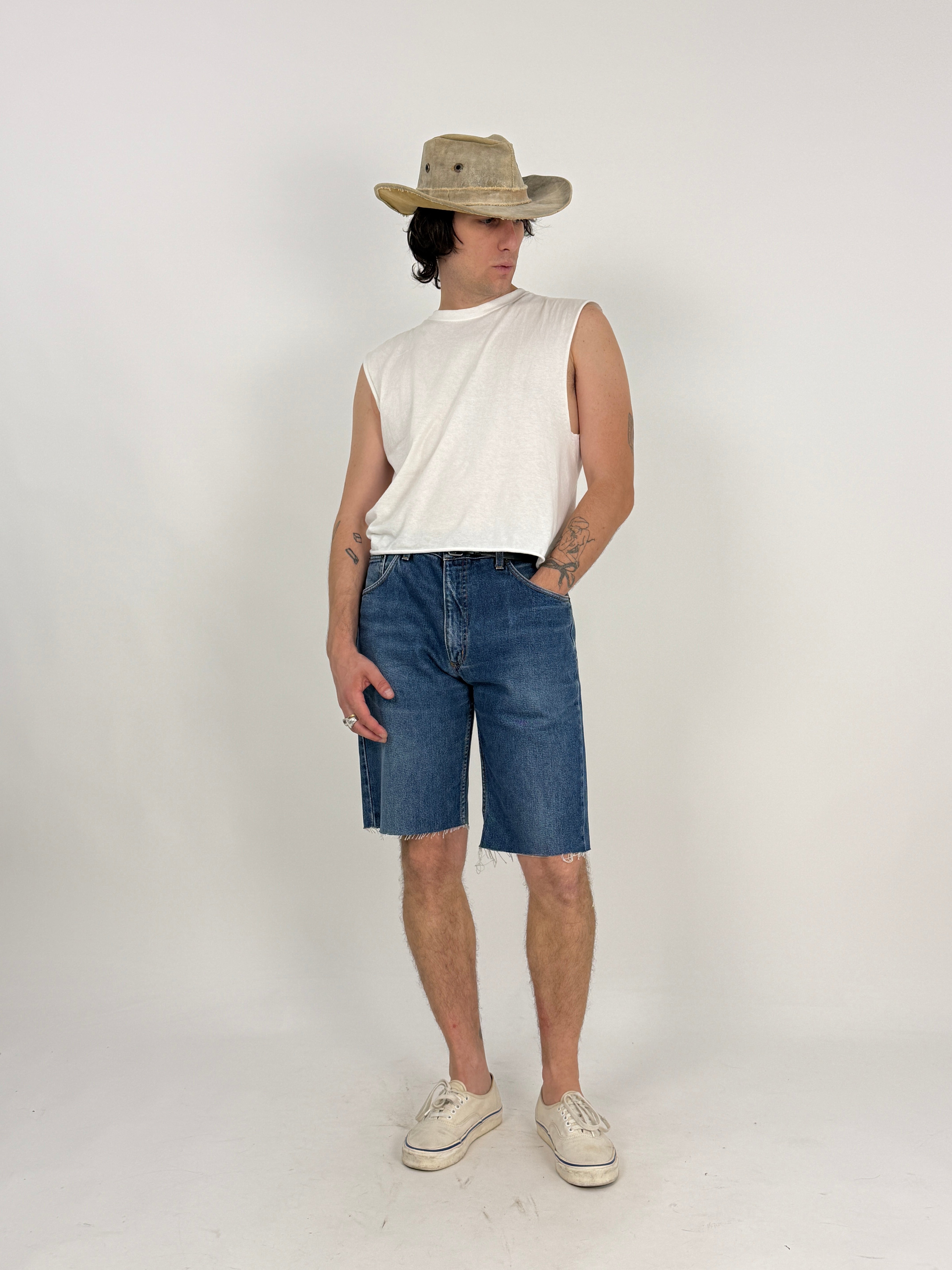 Bermuda vintage Rifle cut-off denim blu - vista frontale modello
