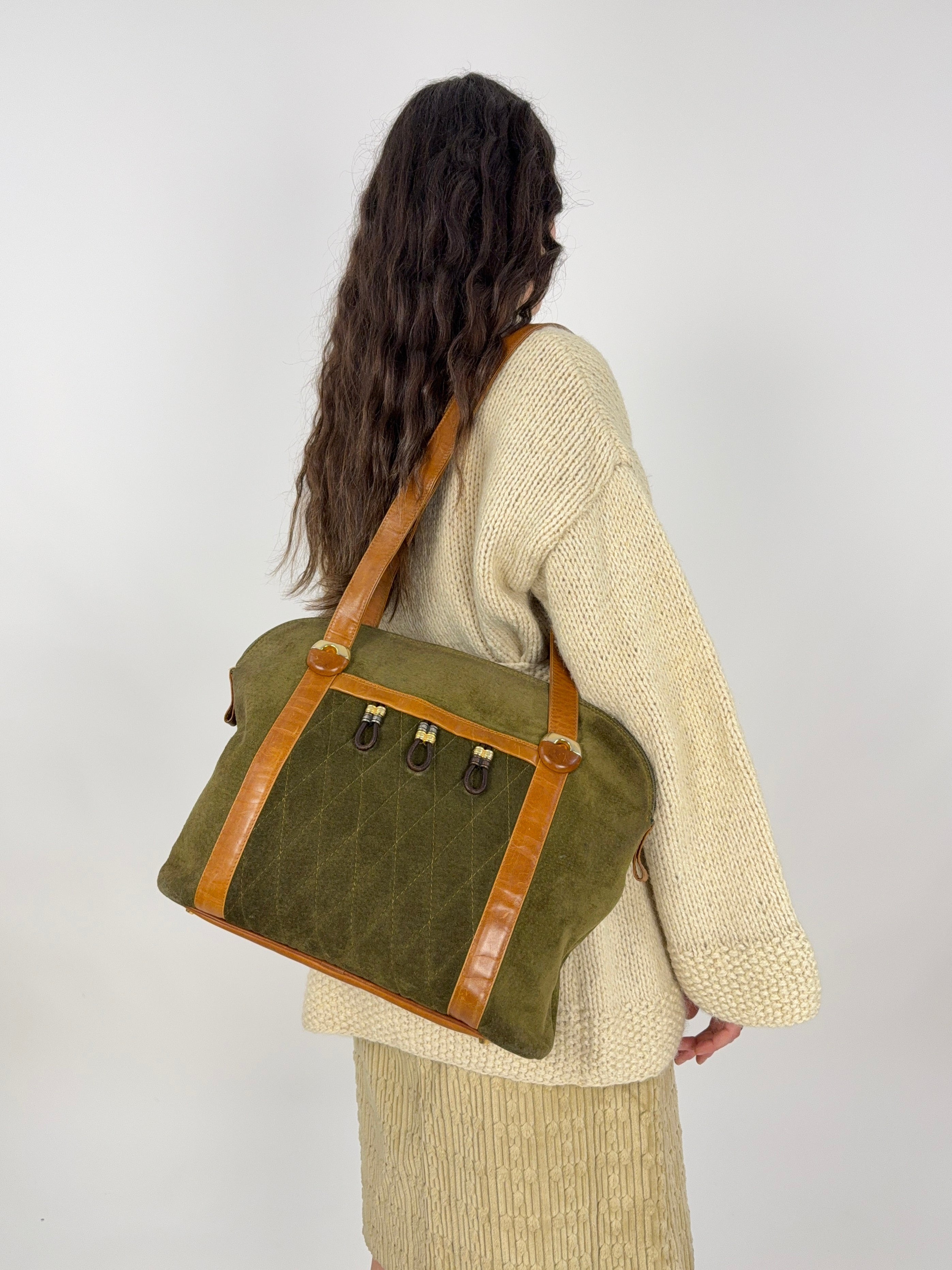 Borsa vintage in camoscio verde e pelle cuoio