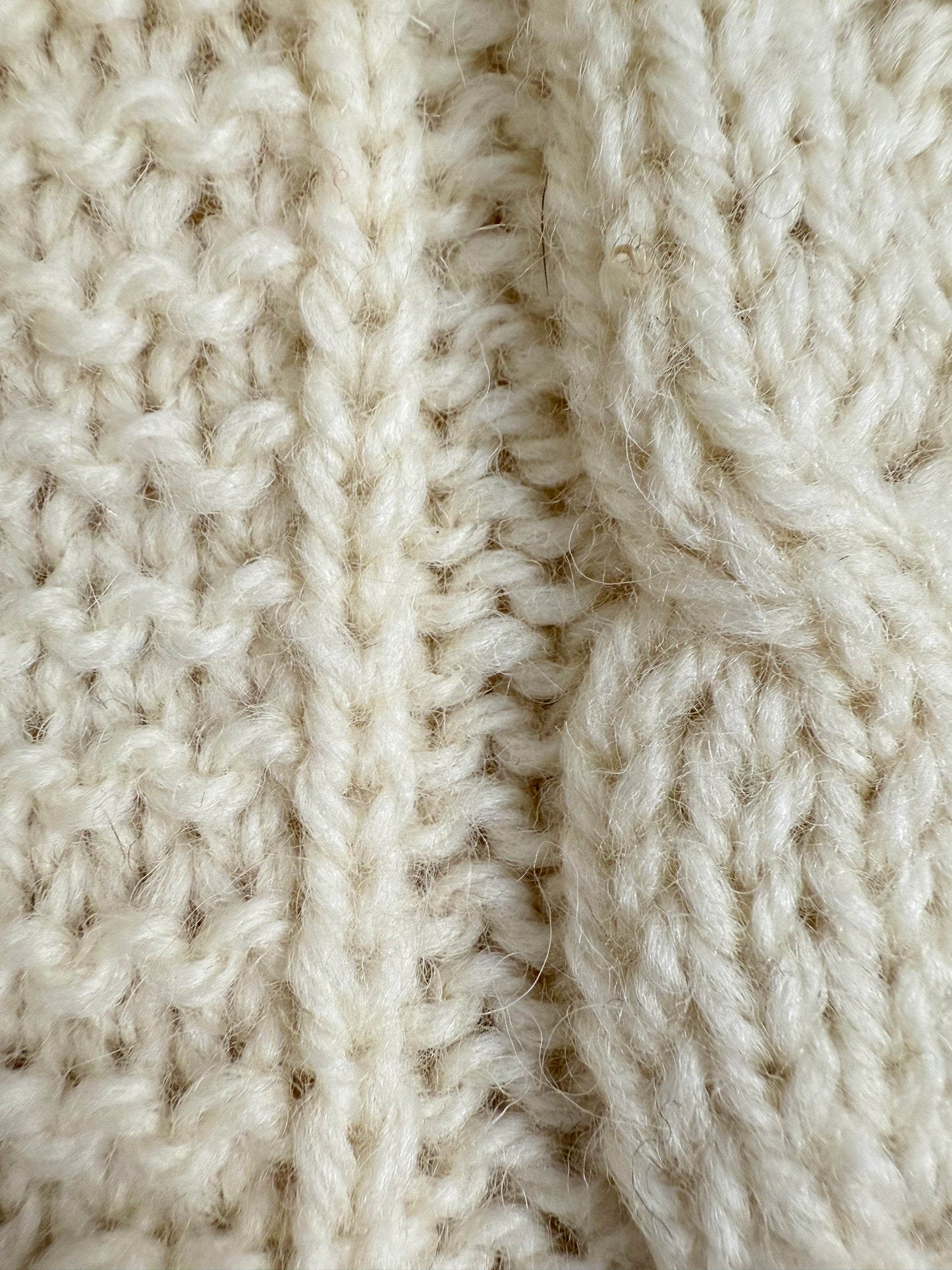 Maglione a trecce in lana