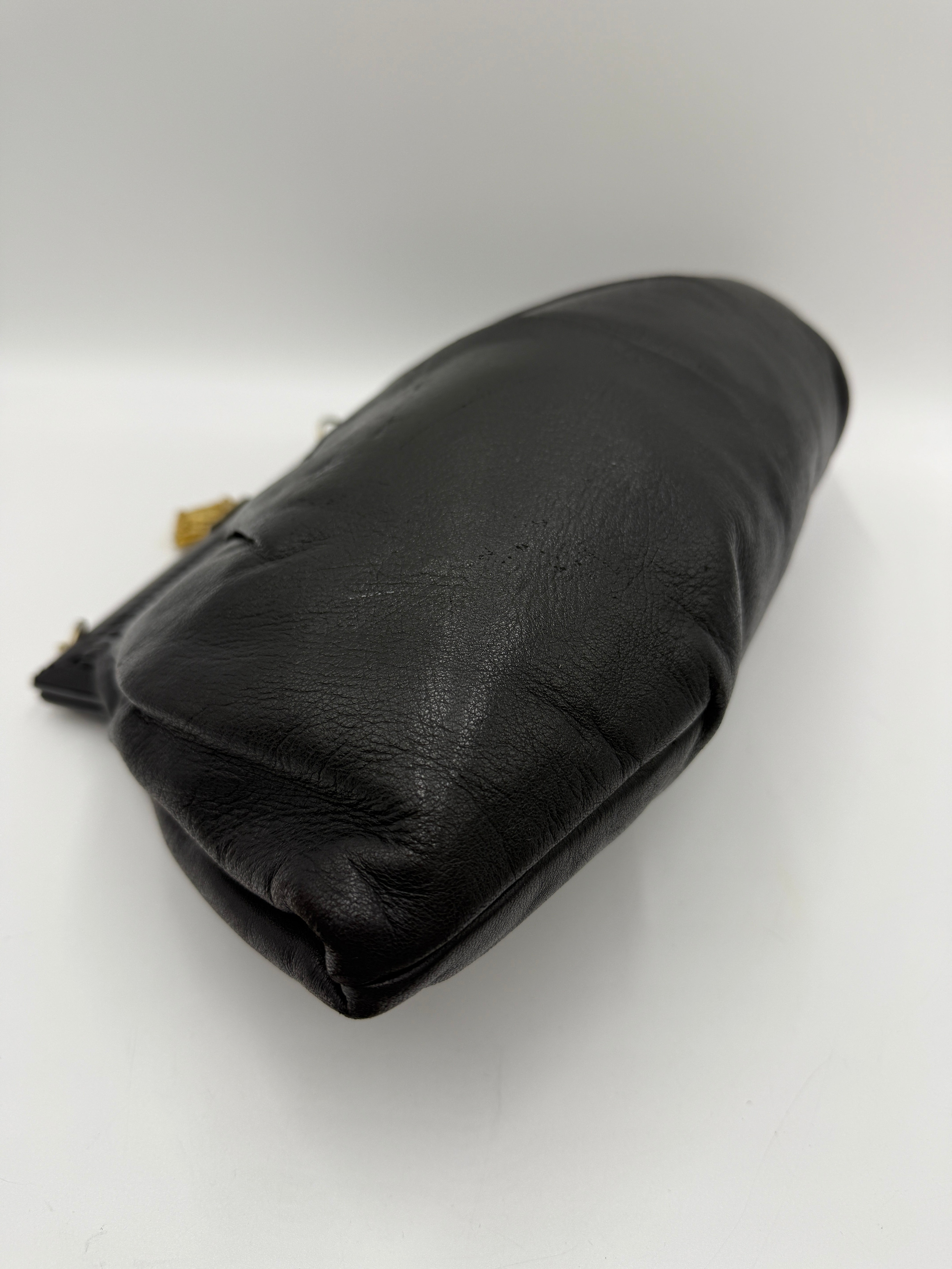 Borsa anni ’70 in pelle con chiusura gioiello