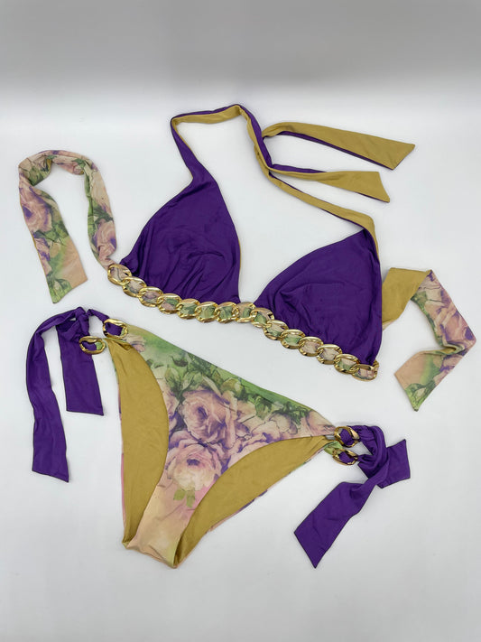 bikini-con-catena-oro