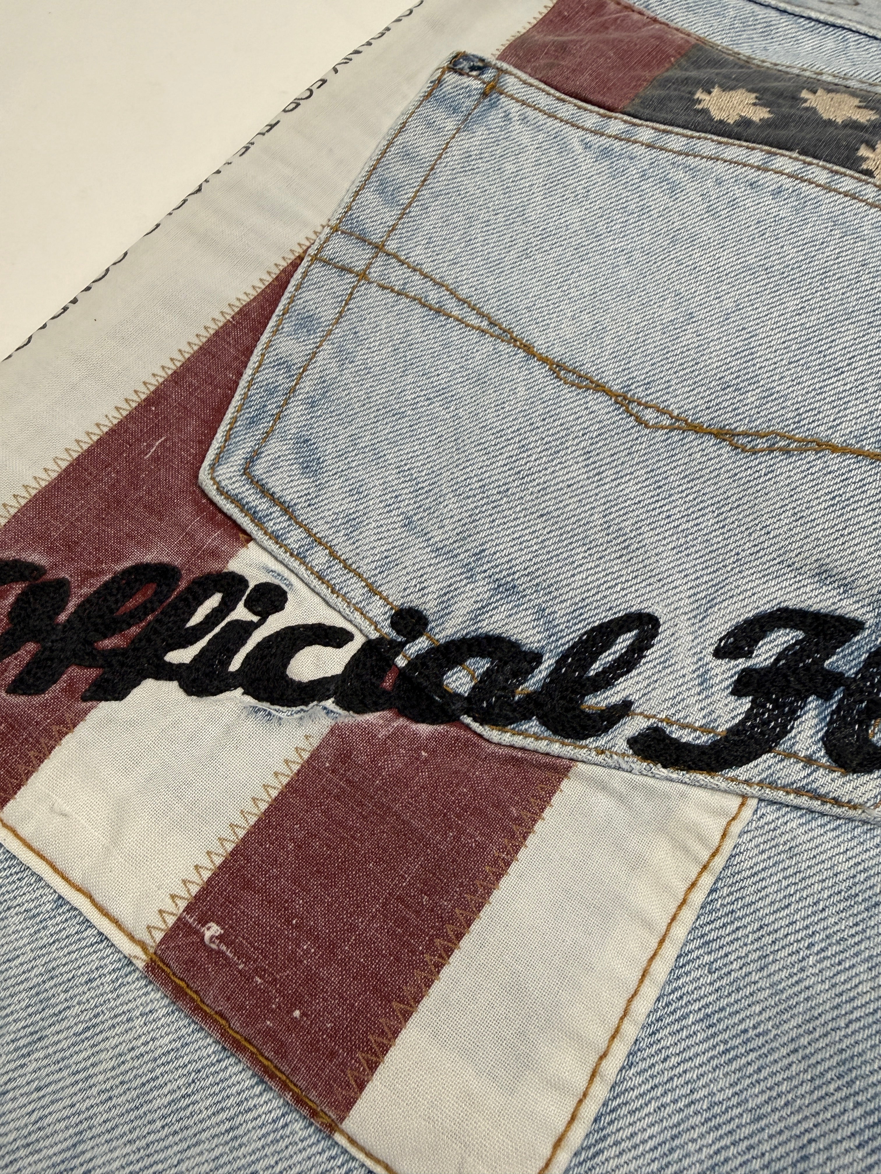 Jeans vintage Light Wash con ricami