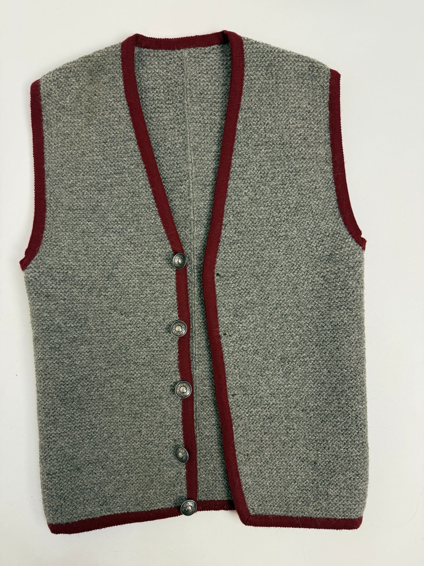 gilet-tirolese-grigio