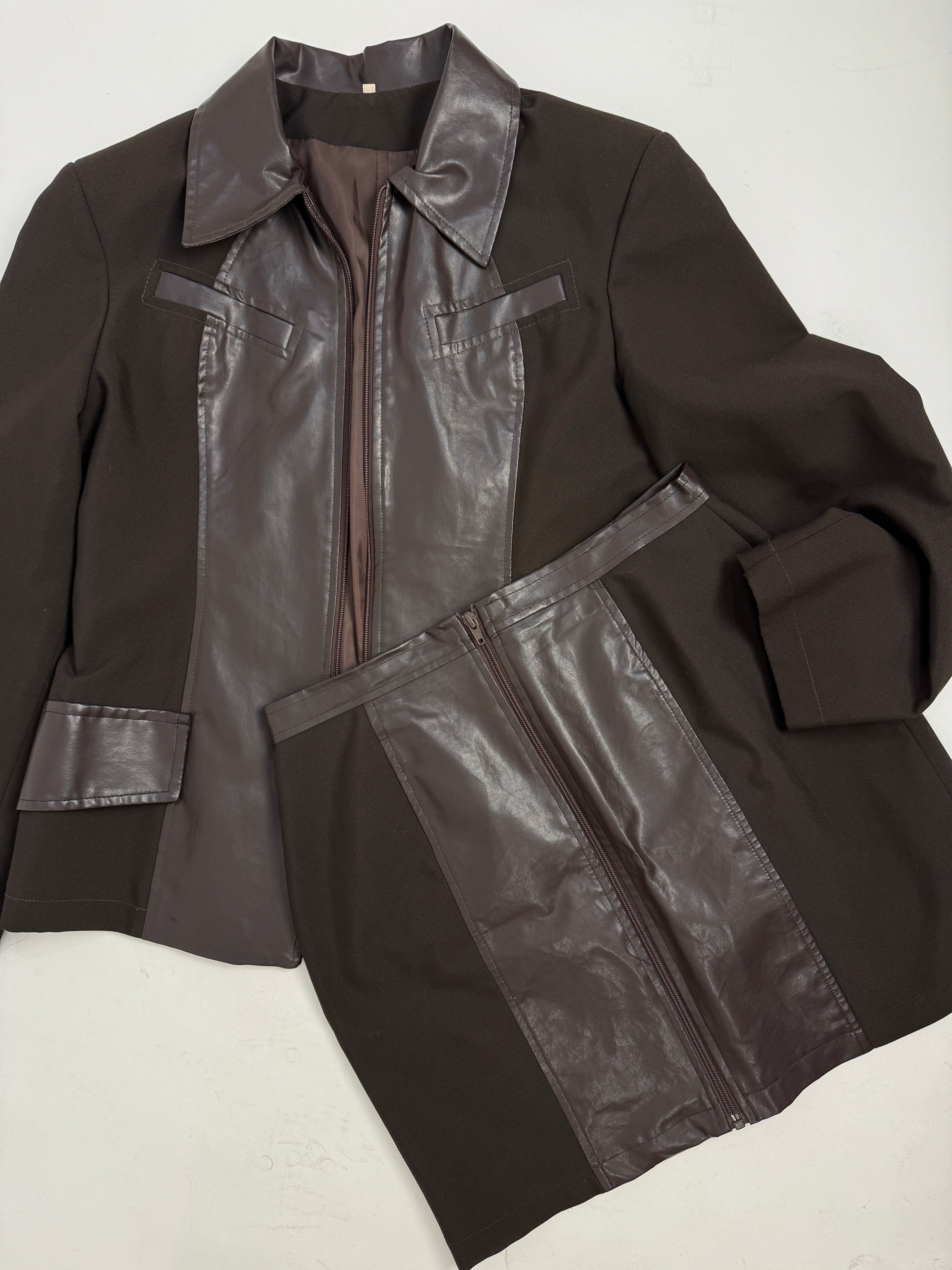 Tailleur anni '90 - Giacca e Minigonna