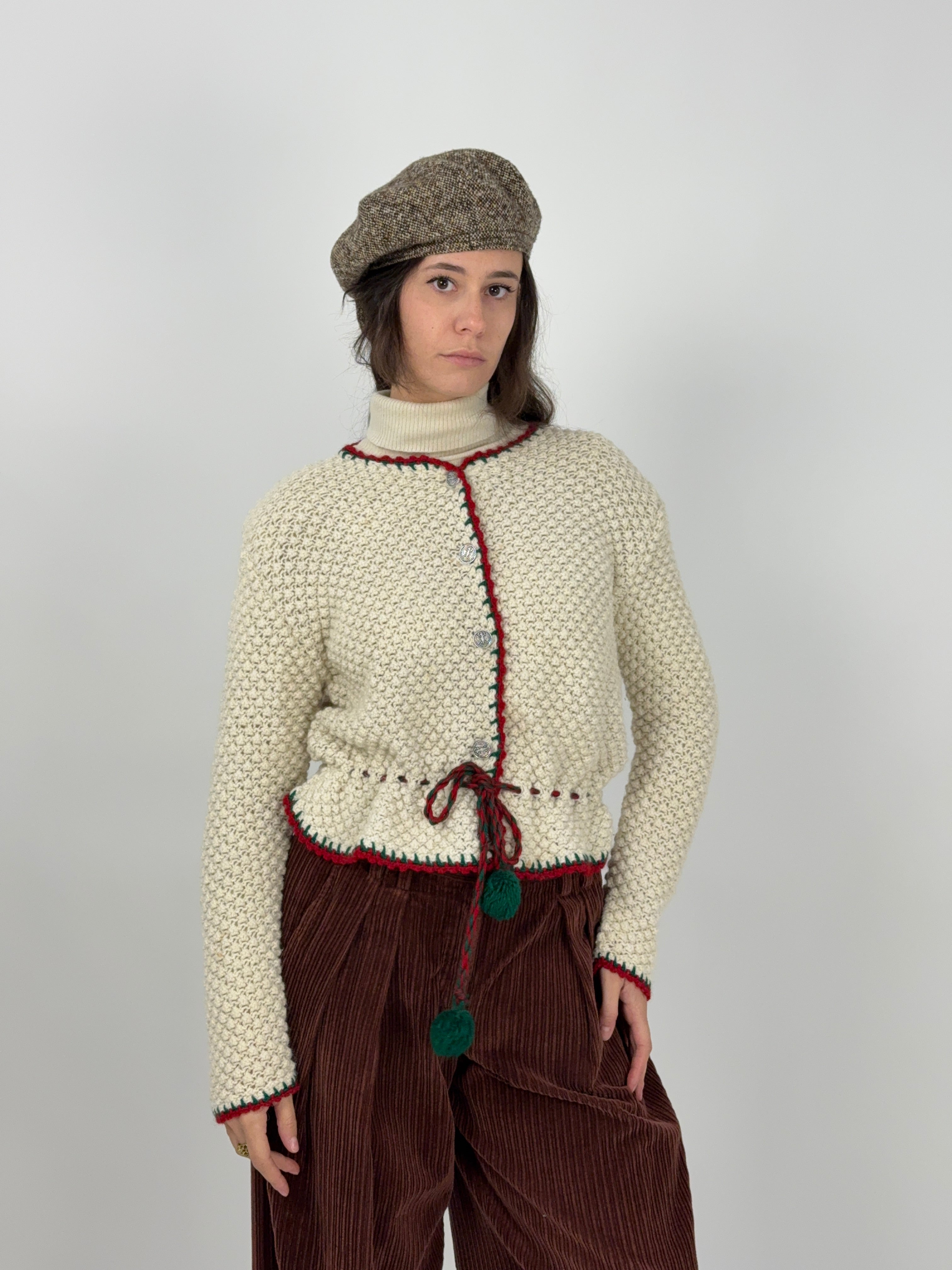 Cardigan austriaco vintage in lana – lavorazione artigianale