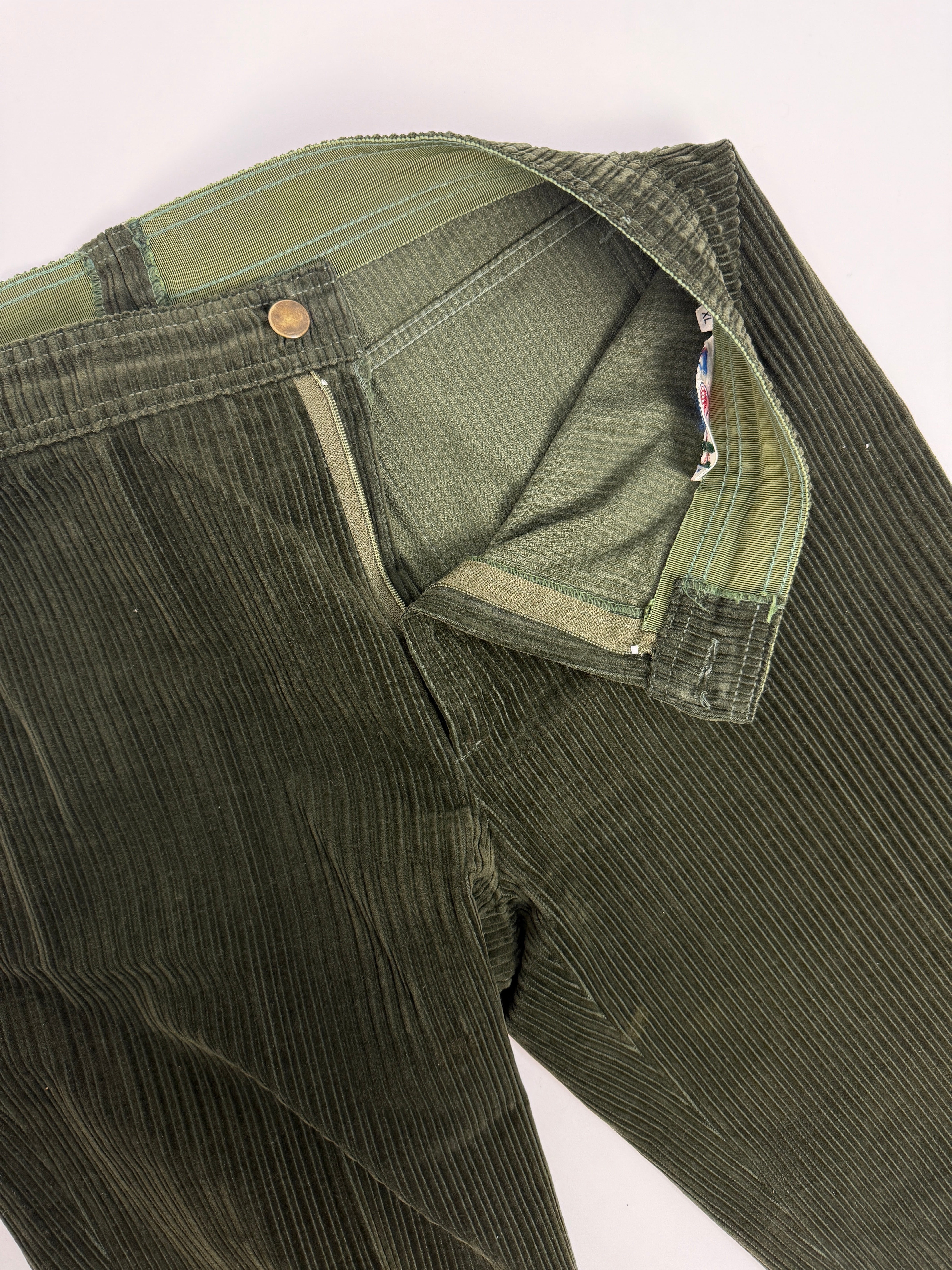 Pantaloni Colmar anni '80 in velluto a coste