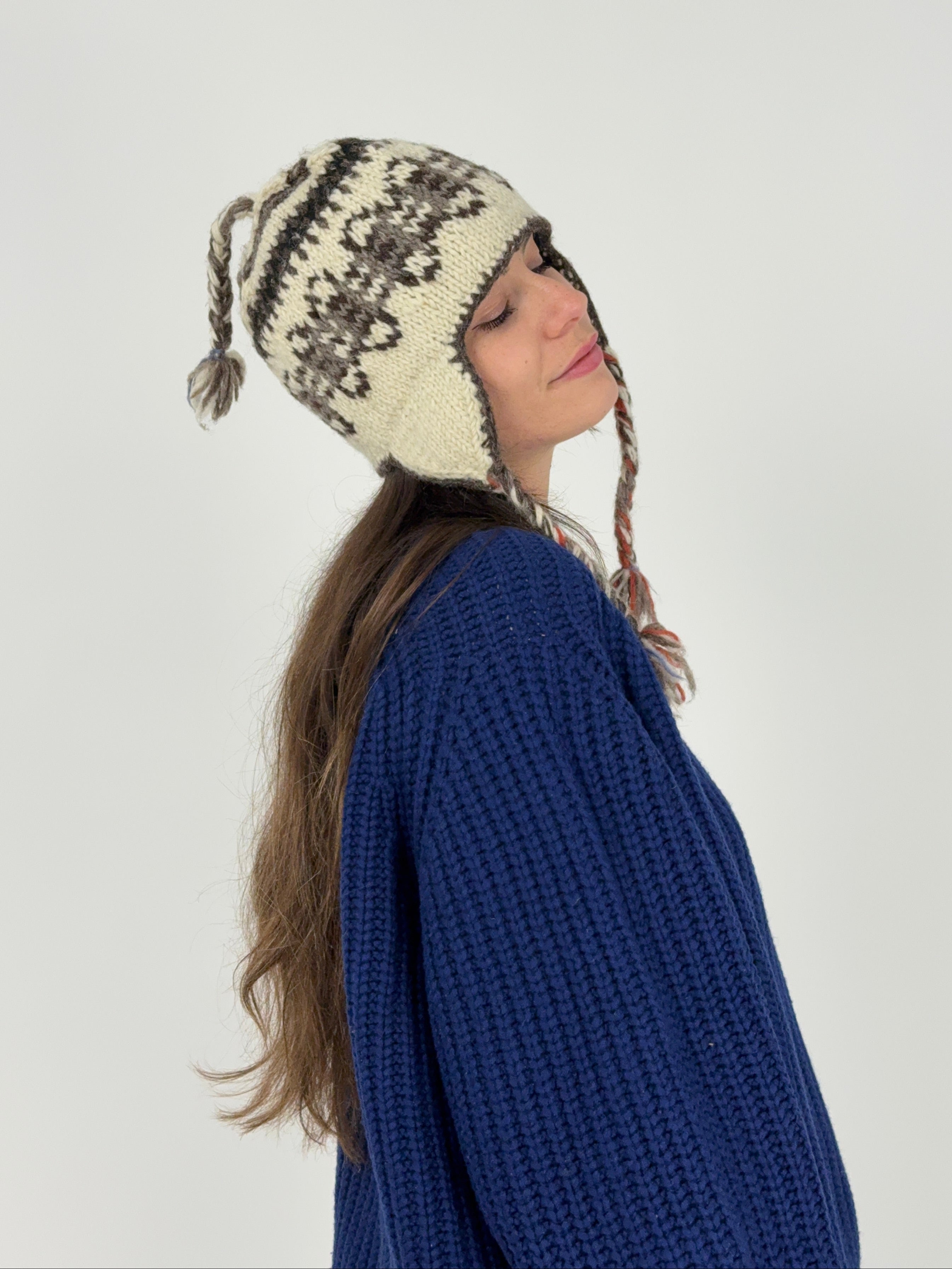 cappello-copriorecchie-in-lana-vintage