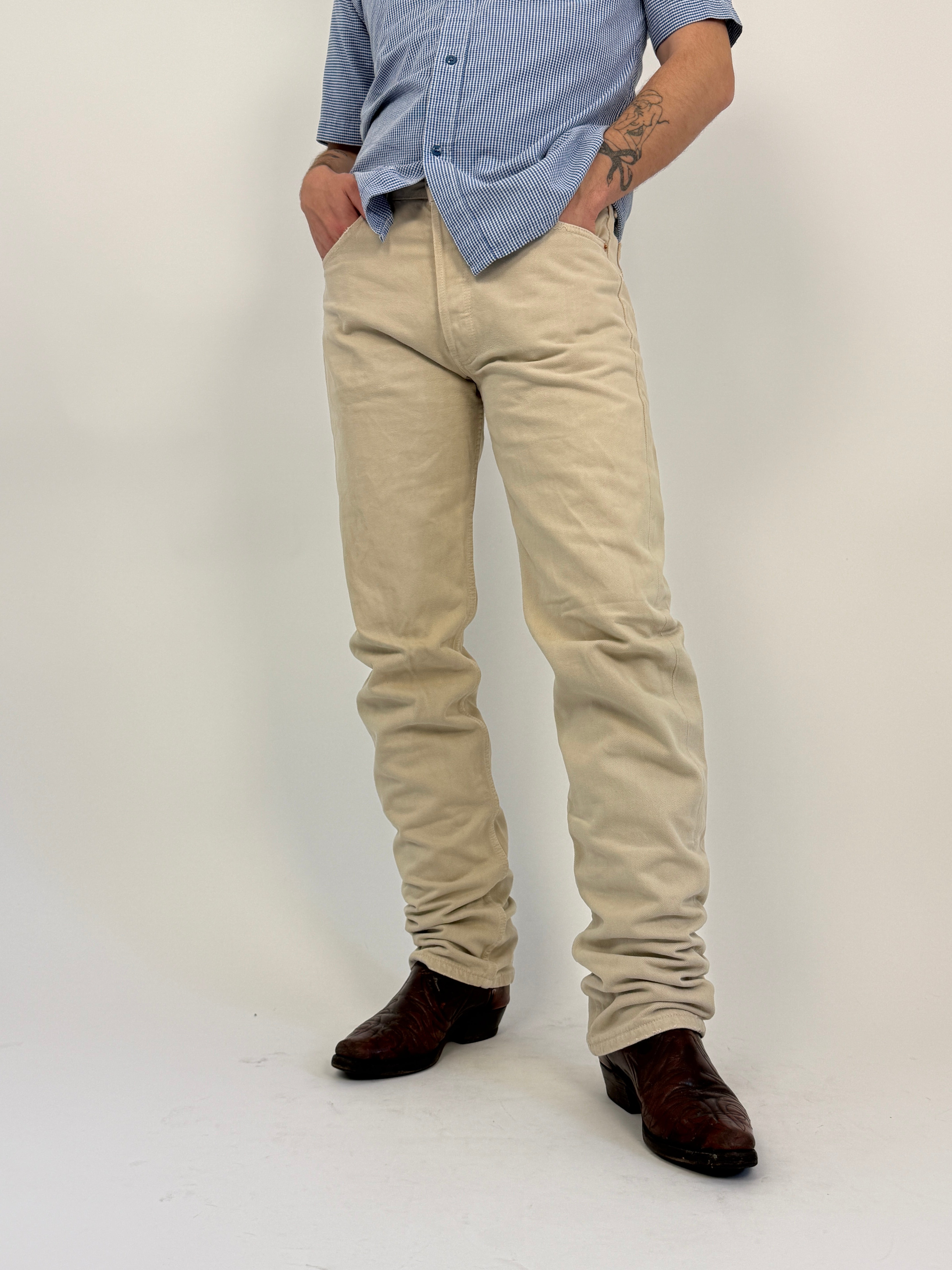 Jeans Levi's 501 W33 L36 beige vintage - Fangovintage