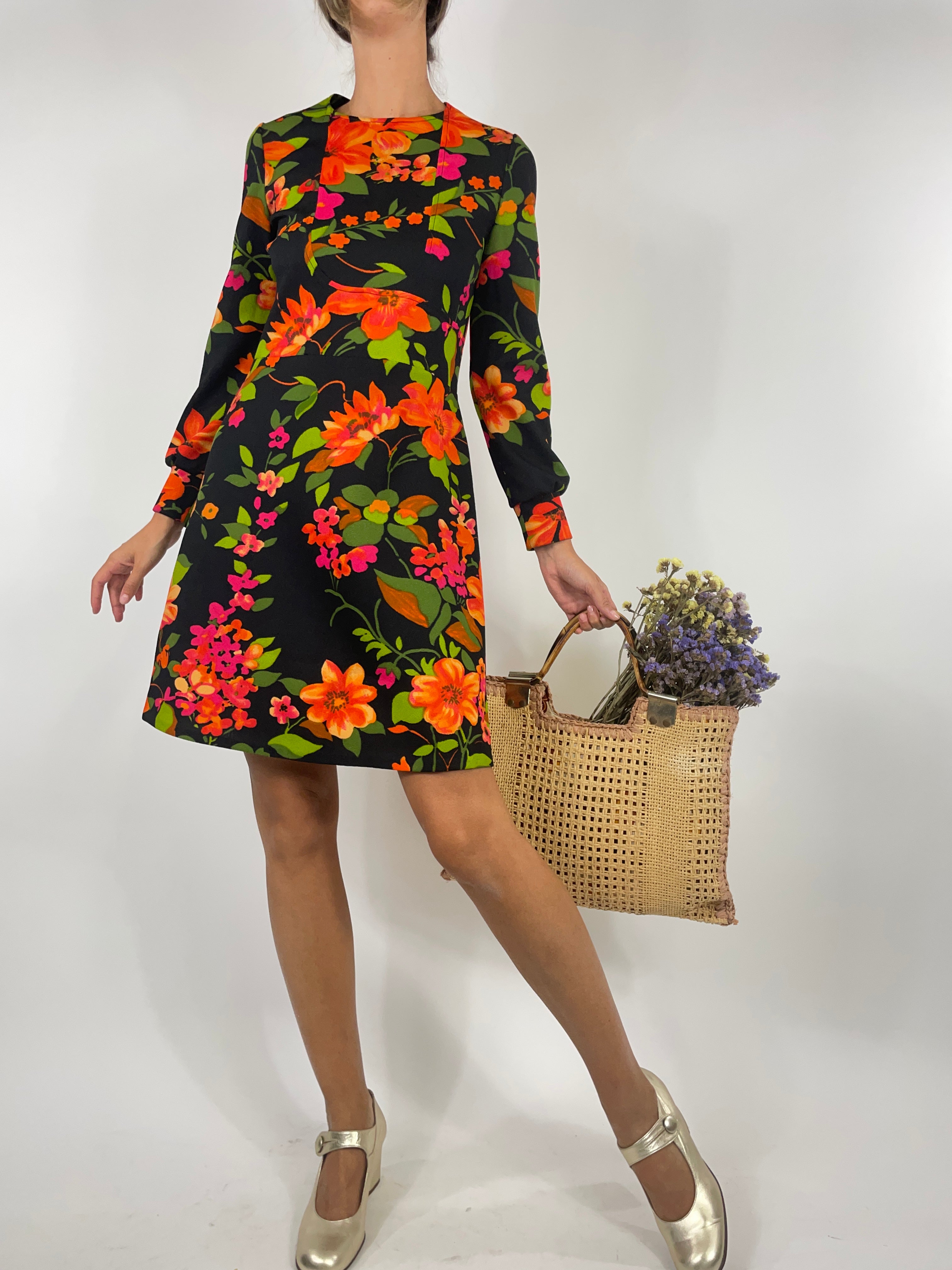 vestito-corto-anni-70