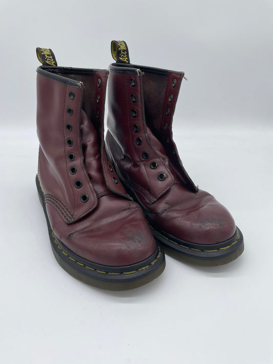 dr-martens-colore-bordeaux