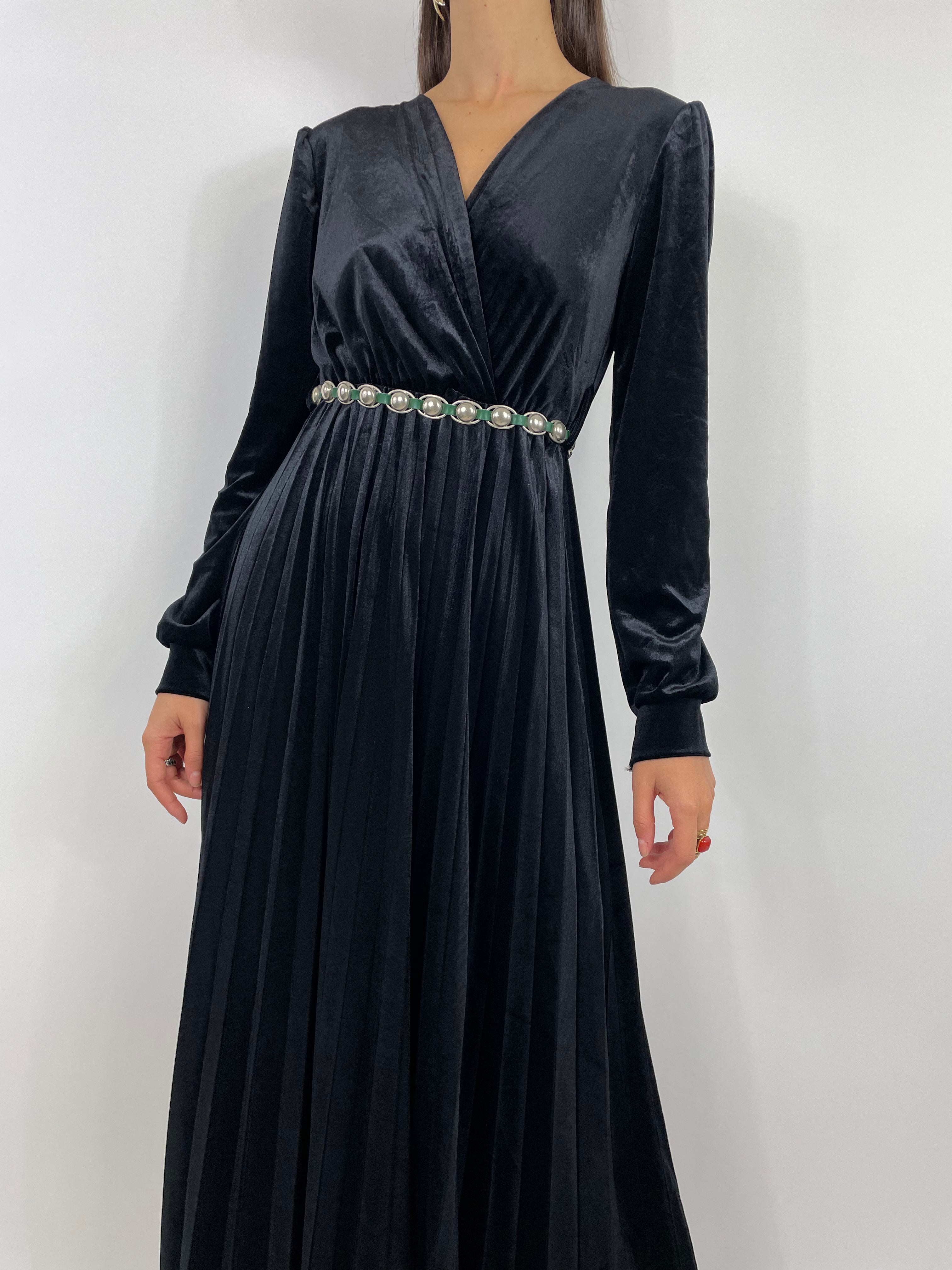 Long dress in smooth velvet