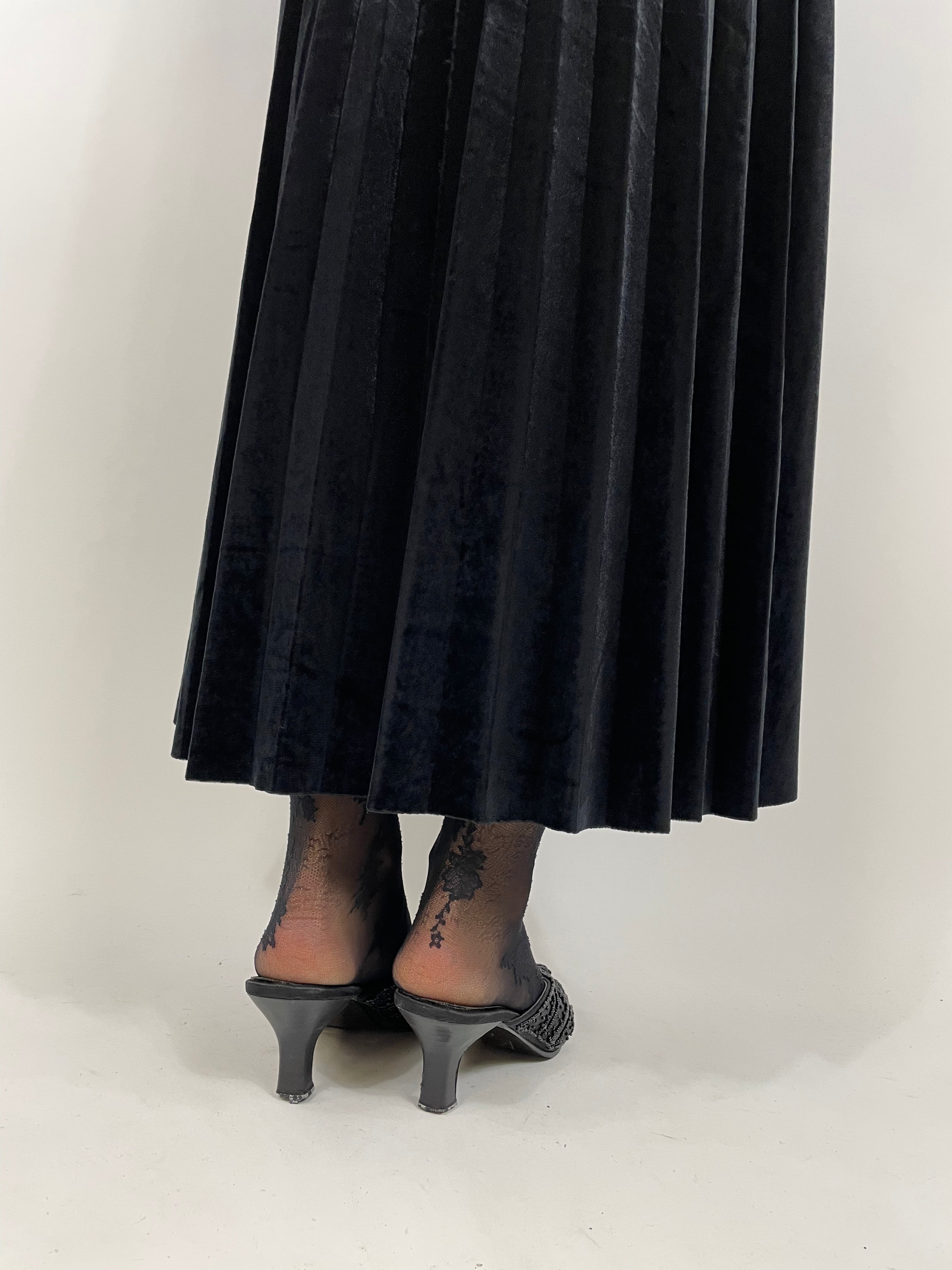 Abito lungo in velluto liscio