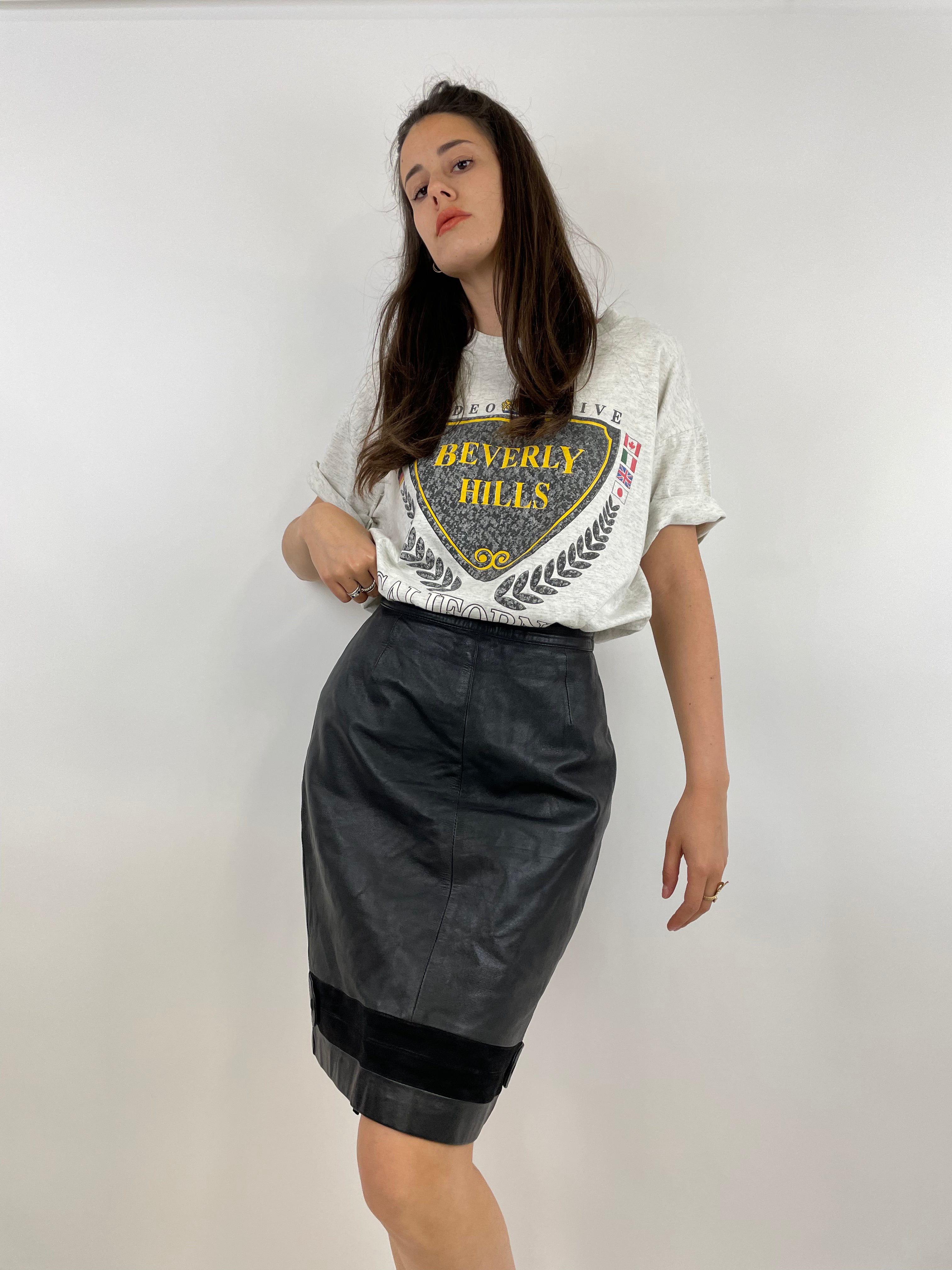gonna-in-vera-pelle-colore-nero