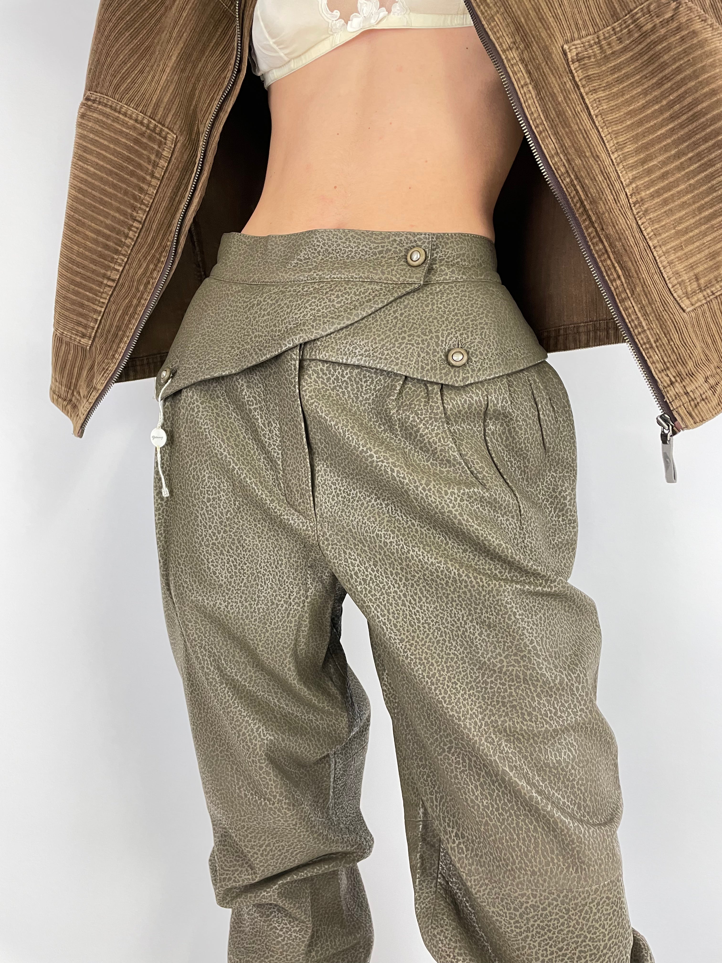 pantalone-vera-pelle-colore-fango-fita-alta