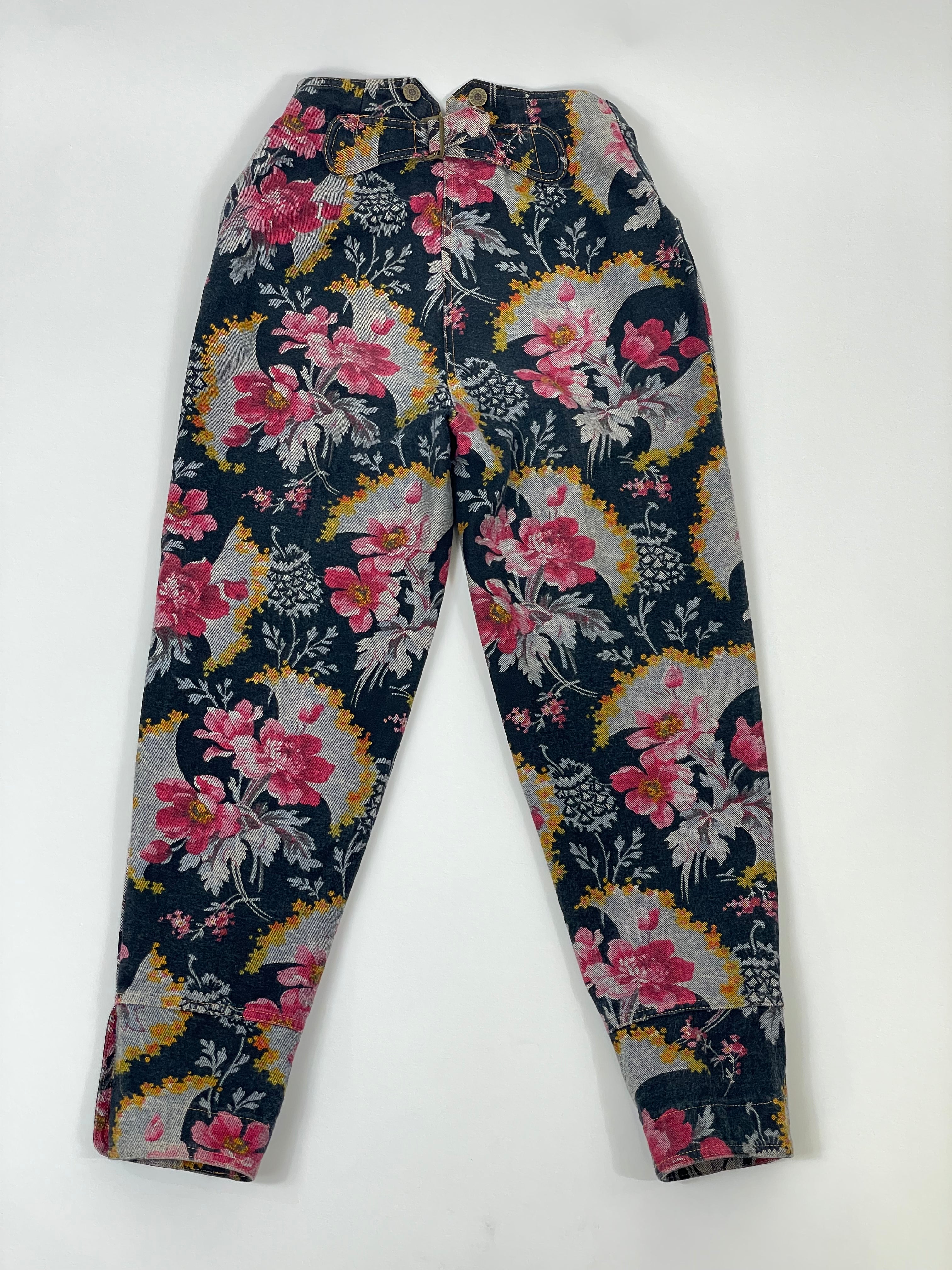 Kenzo-Jeans aus den 1980ern