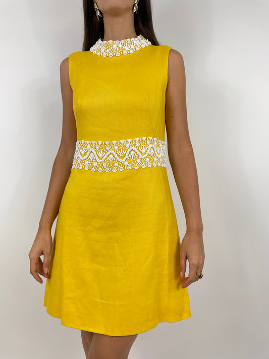 vestito-anni-60-colore-giallo-cotone-e-lino-con-perline