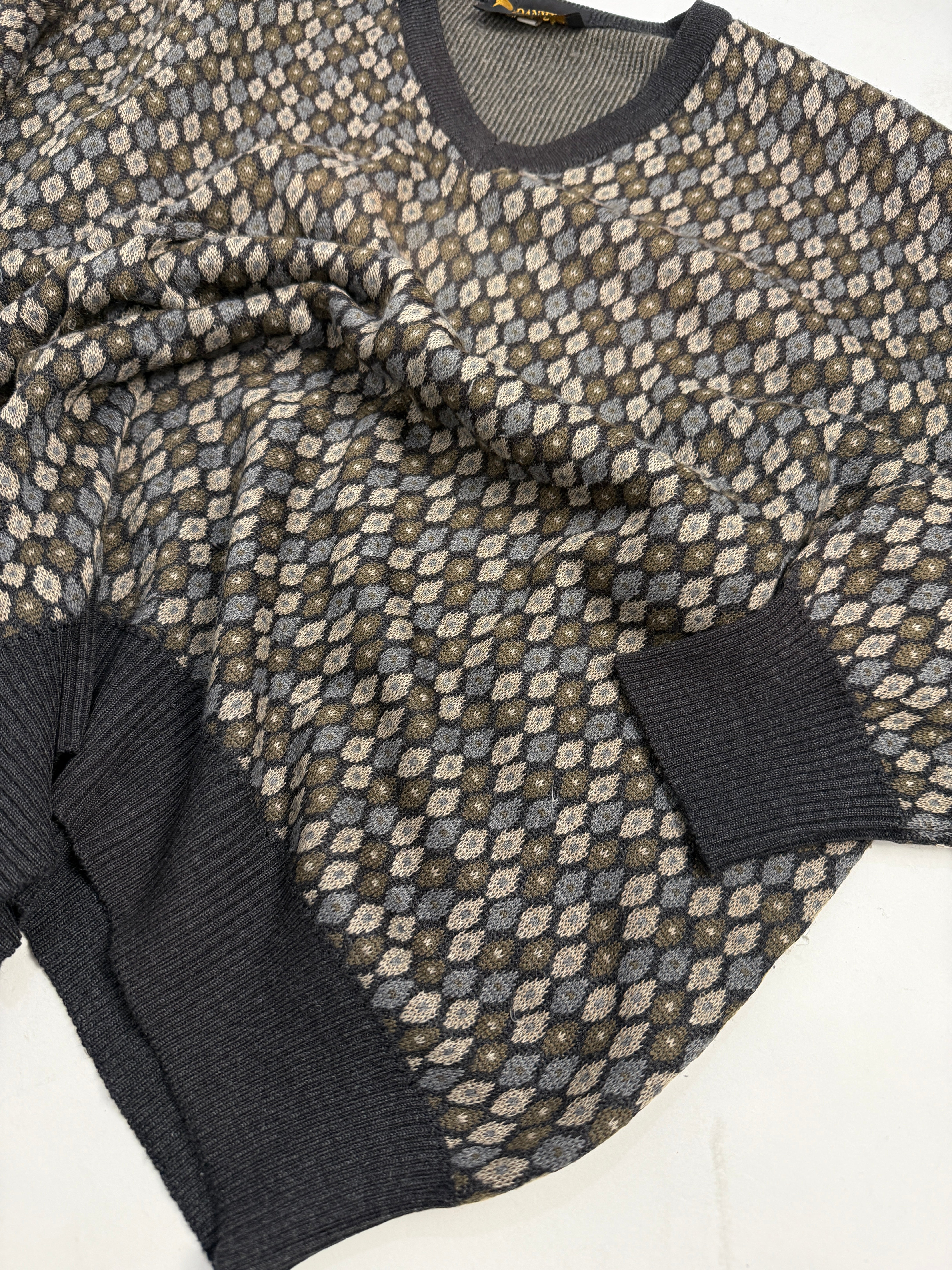 Maglione vintage in pura lana scollo a v