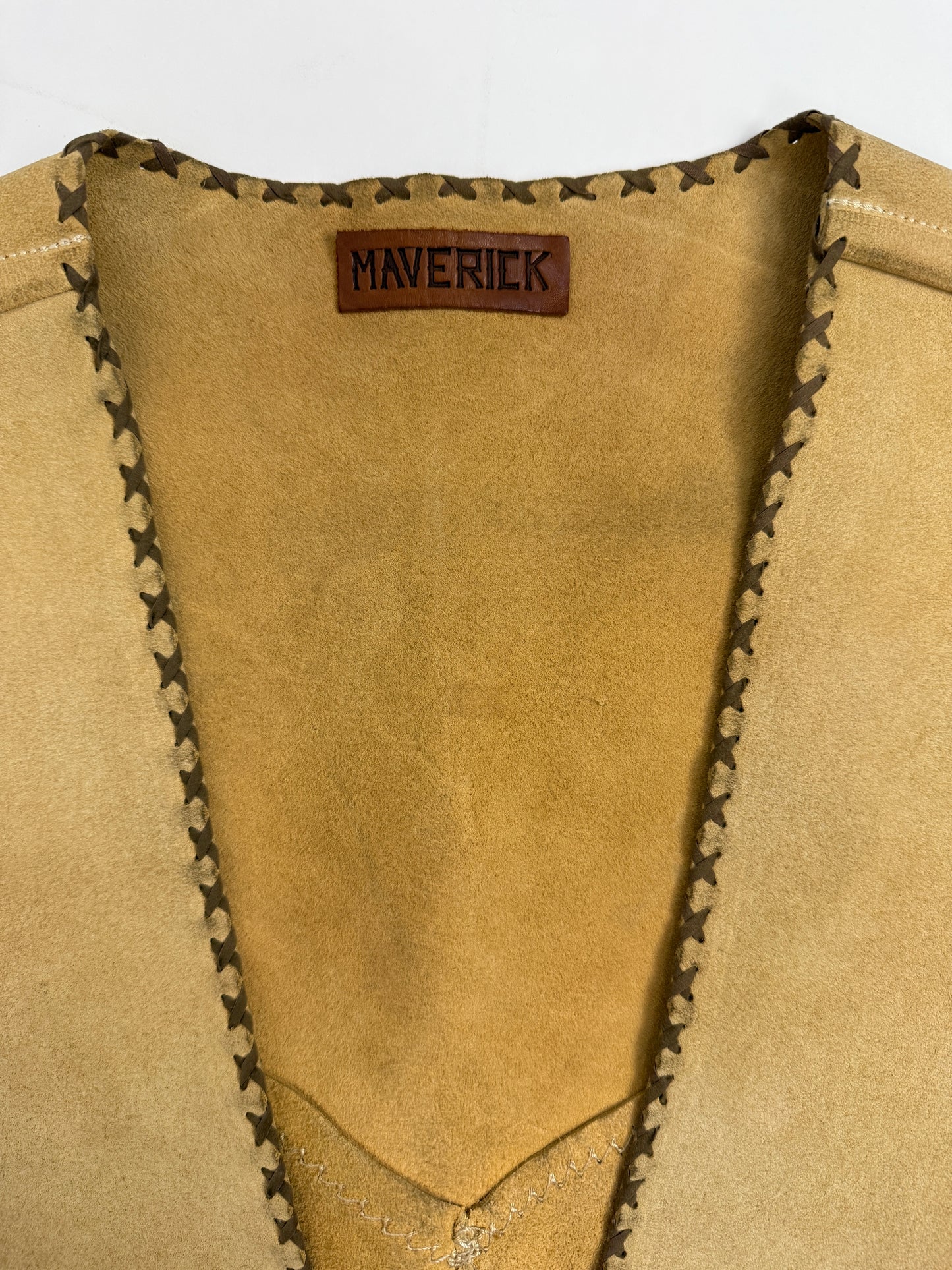 gilet-in-pelle-scamosciata-maverick-vintage