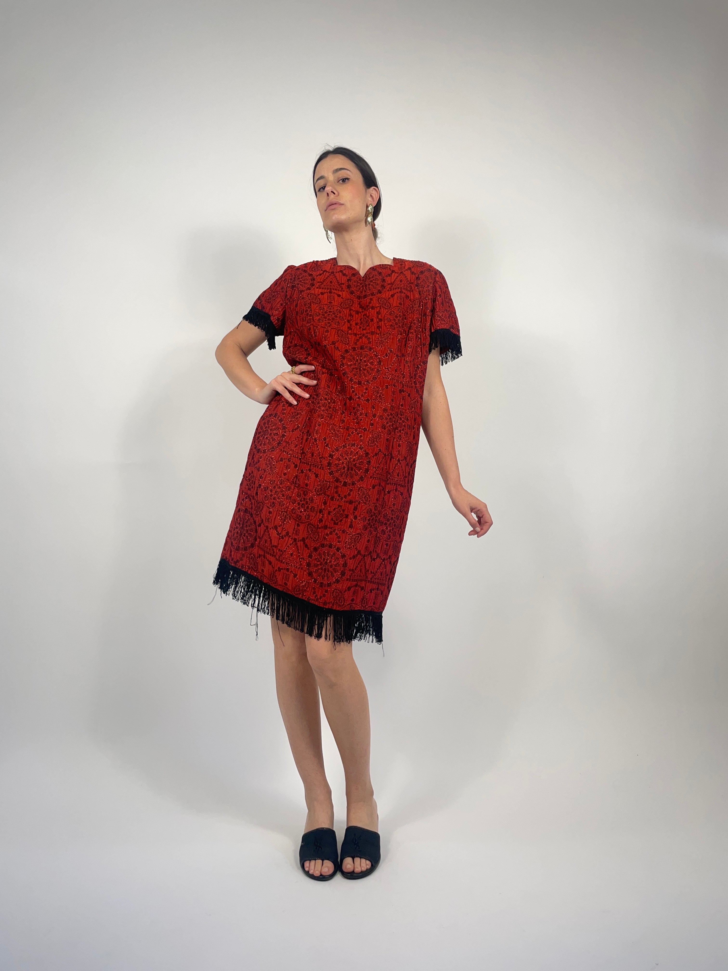 Abito corto anni '70 con frange