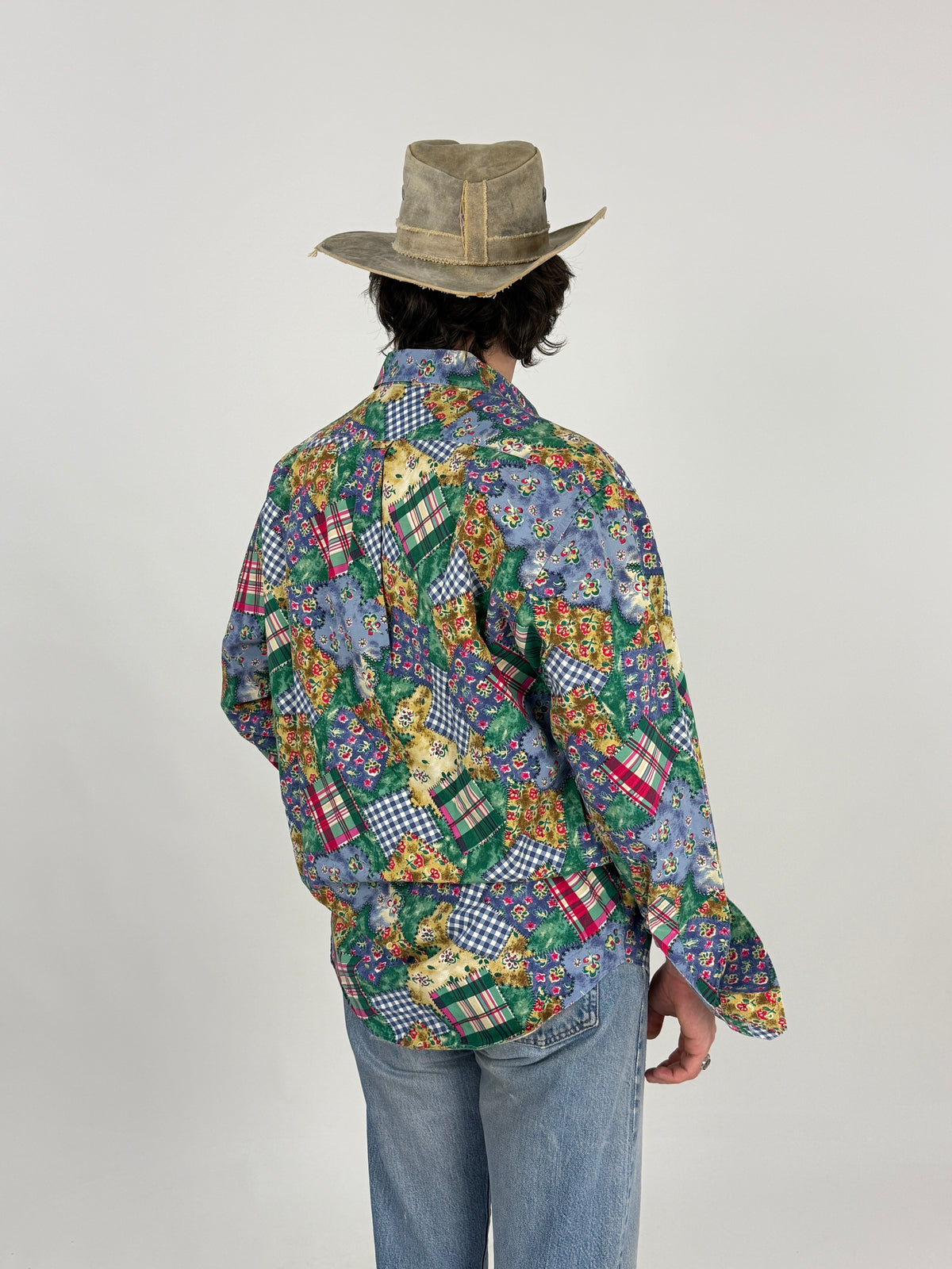 Camicia vintage Henry Cotton's patchwork multicolore - vista posteriore modello
