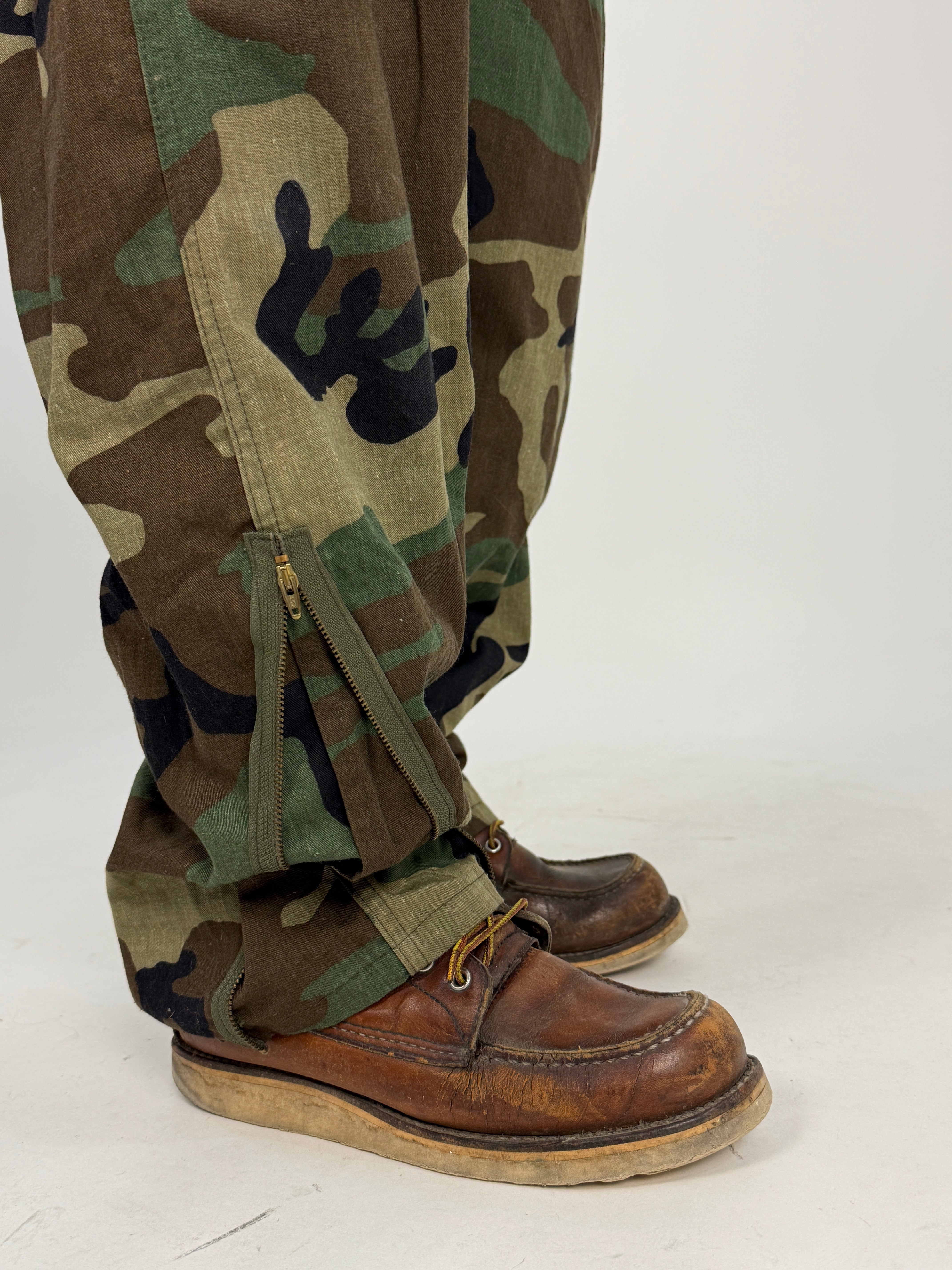Tuta U.S. Air Force M65 - dettaglio zip laterale caviglia