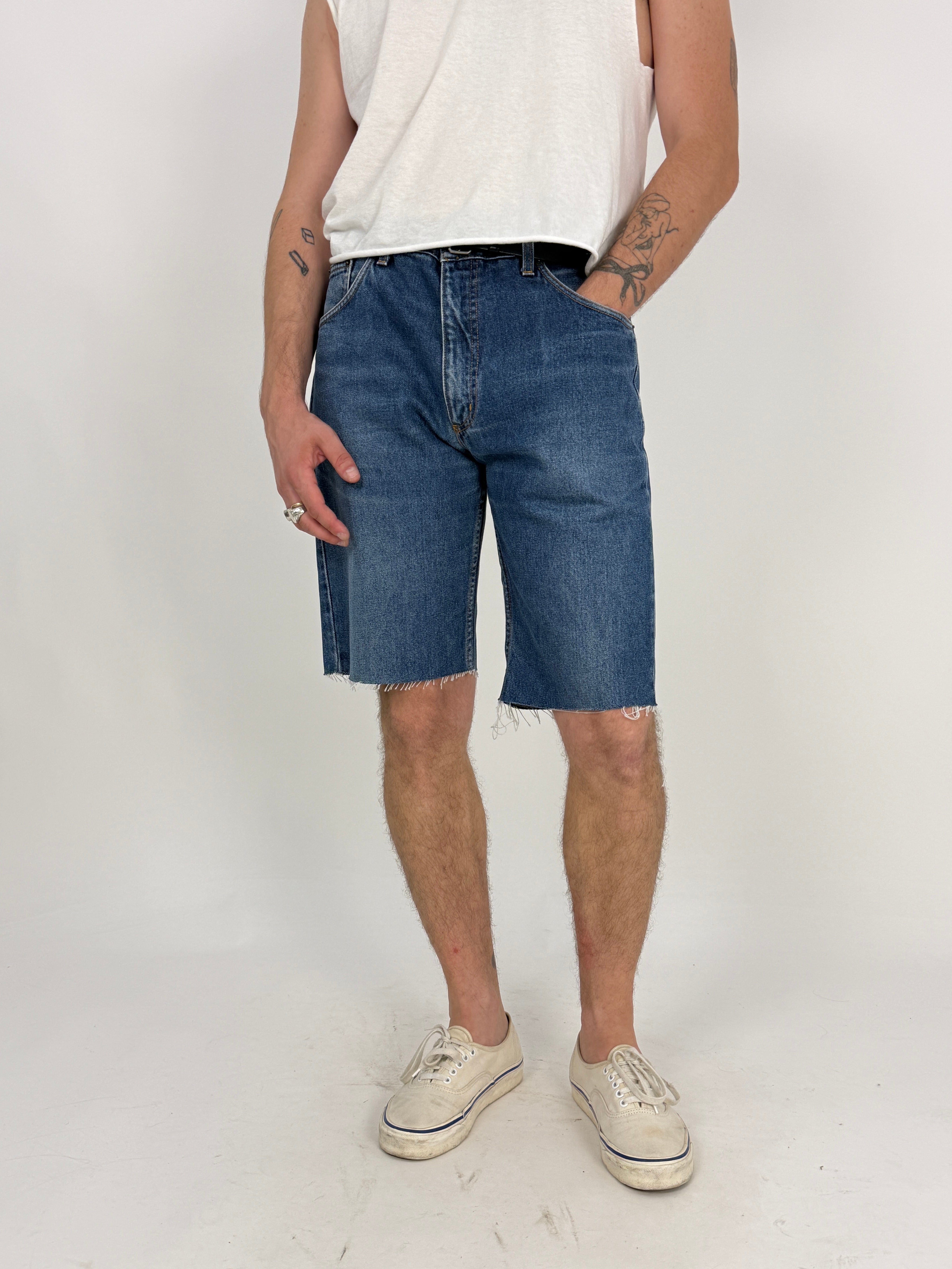 Bermuda vintage Rifle cut-off denim blu - vista frontale close-up