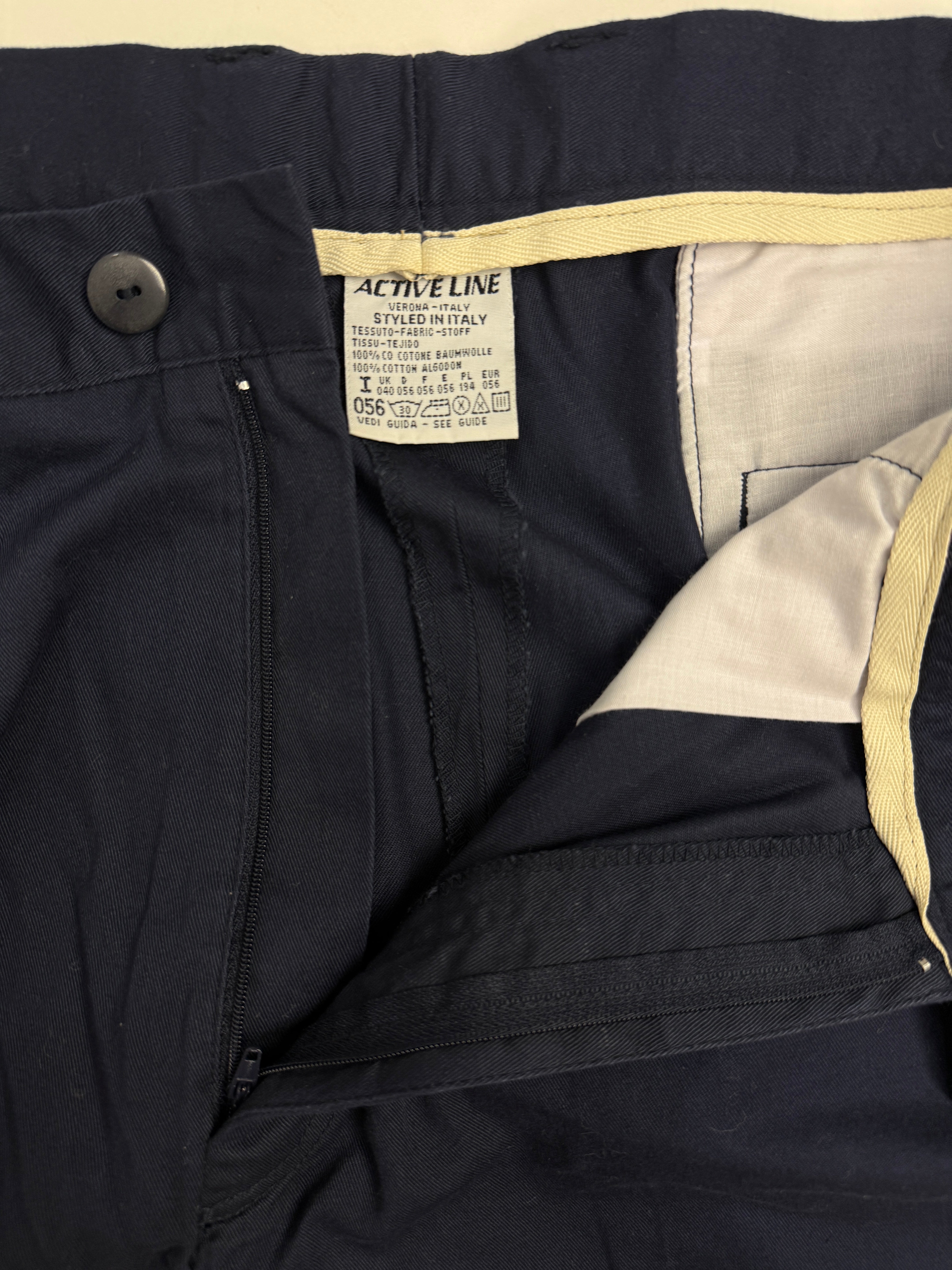 Bermuda cargo Active Line - dettaglio etichetta e zip